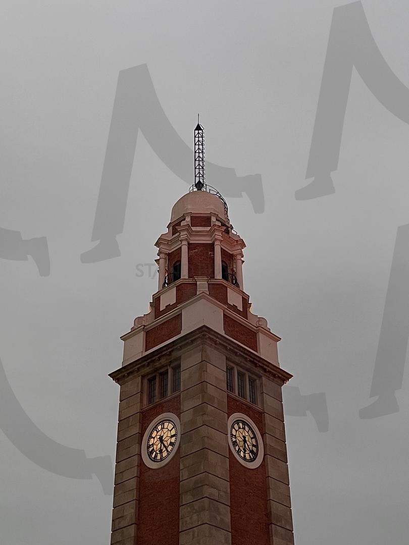 홍콩의 시계탑 2 | 홍콩, 시계탑, 밤, 아이폰, 빈티지 | 스탠바이 STANDBUY 디지털 콘텐츠