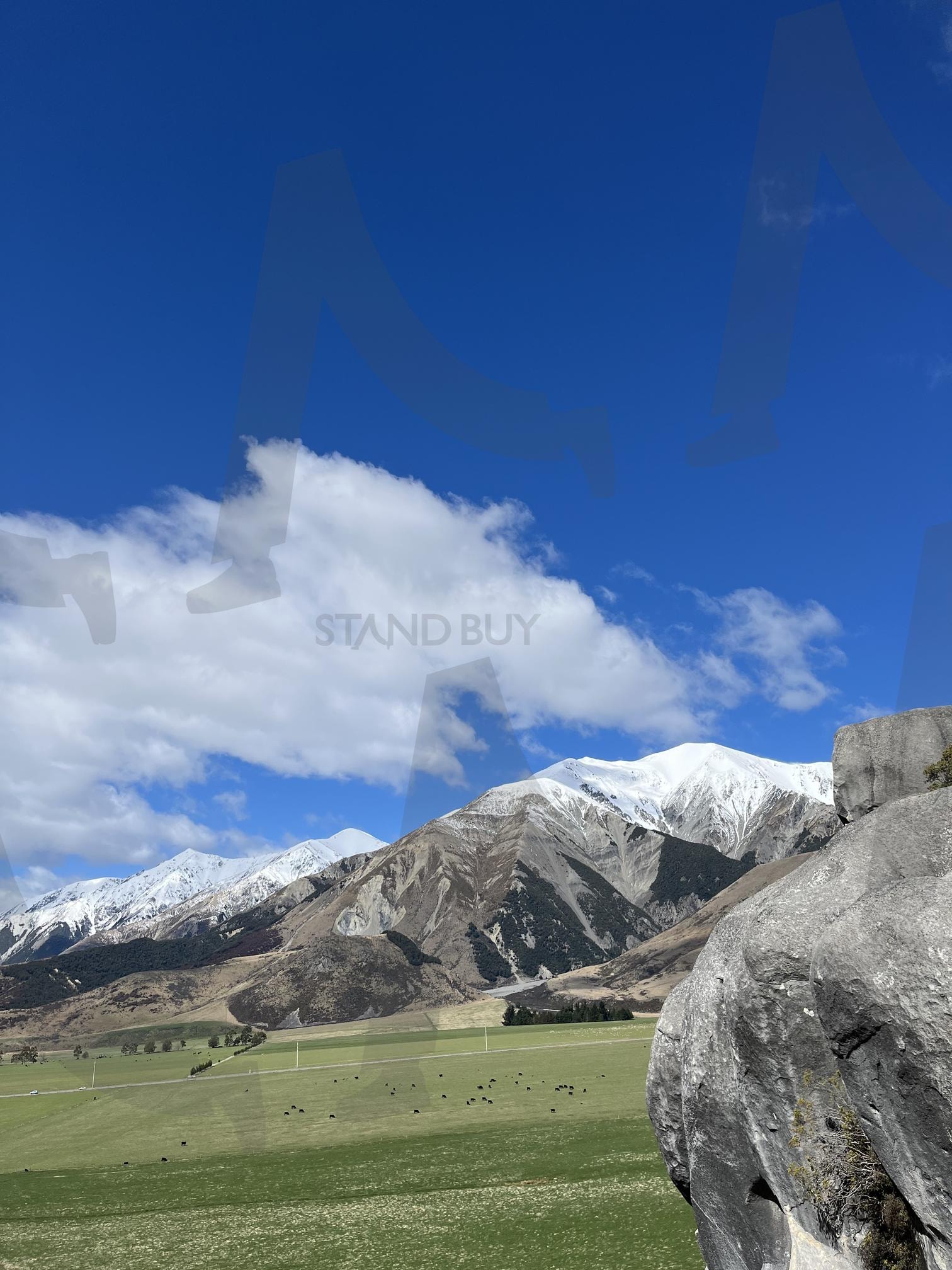 New Zealand_Castle Hill 반지의제왕 촬영지 | 뉴질랜드, 반지의제왕, 캐슬힐, 자연, 여행, 감성, 밝은, 산, 바위, 인스타 | 스탠바이 STANDBUY 디지털 콘텐츠