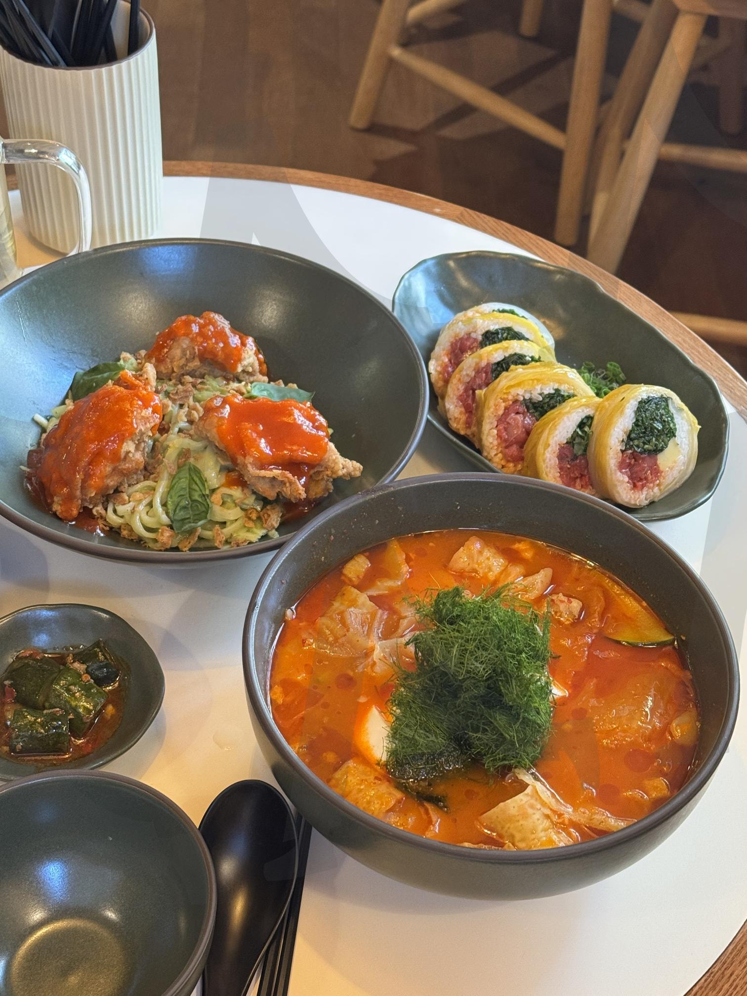 데이릿 용산 | 데이릿, 신용산역, 음식, food, 맛집, 식당 | 스탠바이 STANDBUY 디지털 콘텐츠