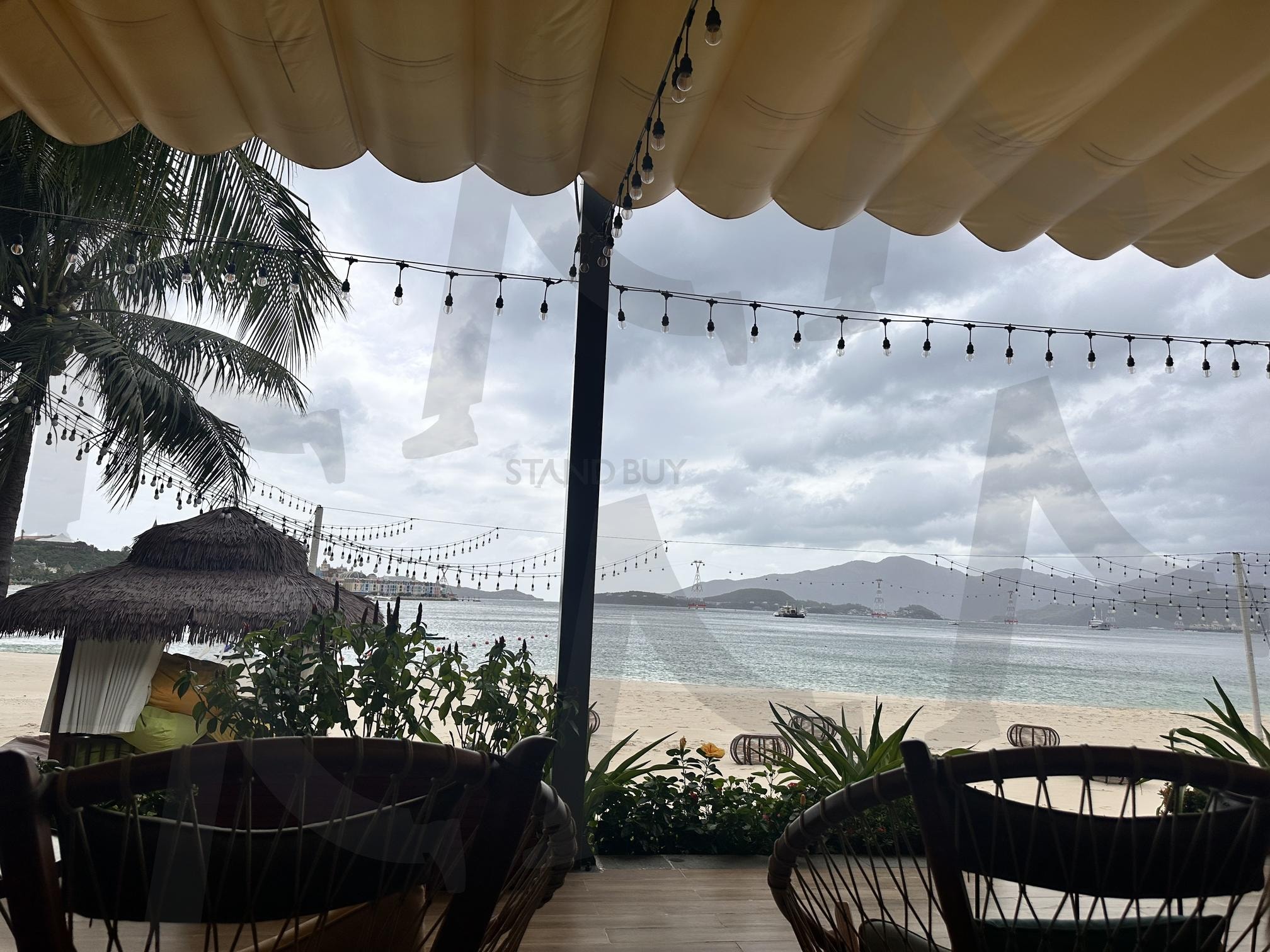 베트남 섬 | 섬, 베트남, 식당, 힐링여행, 여행장소, 해외여행 | 스탠바이 STANDBUY 디지털 콘텐츠