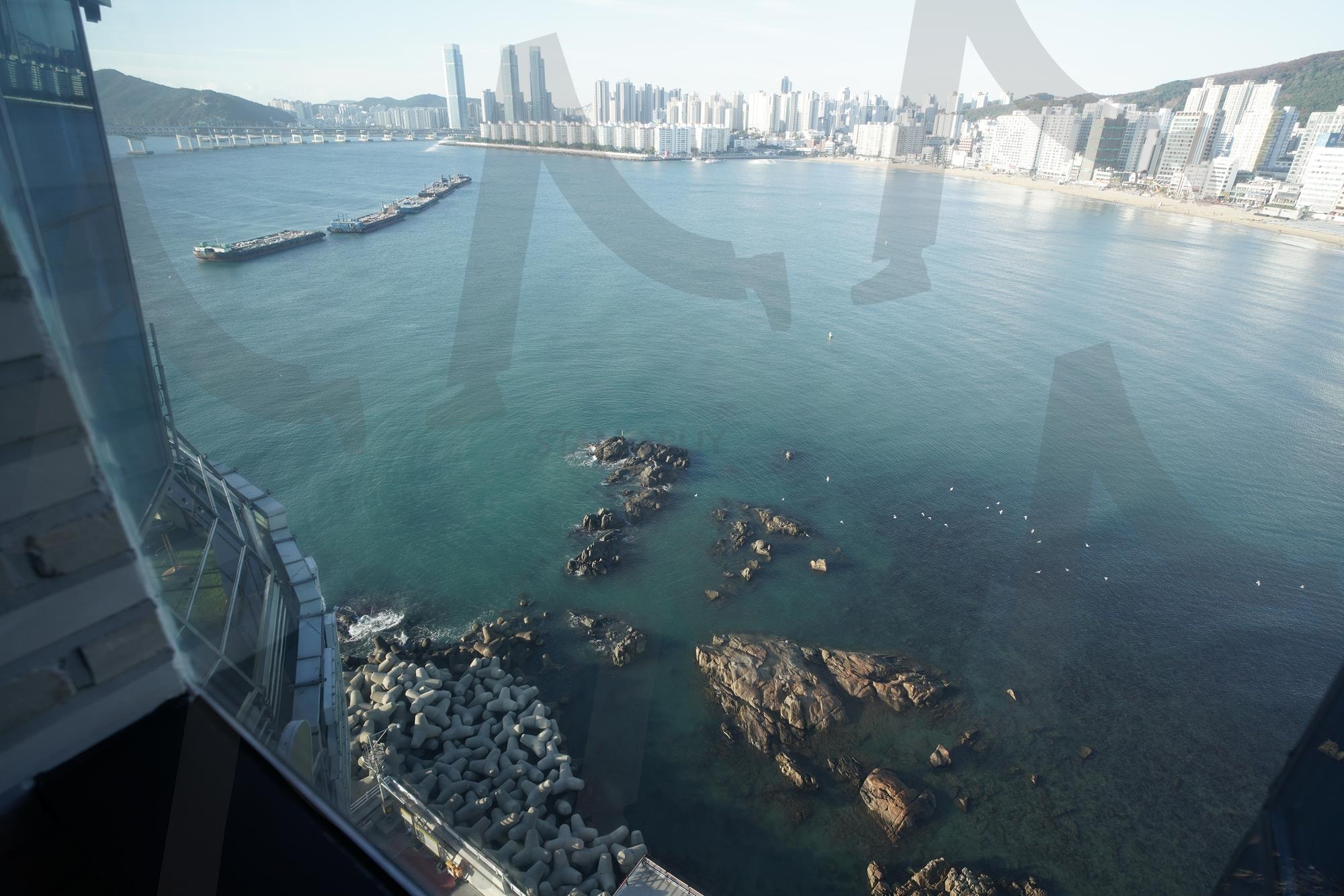 호텔에서 내려다 본 광안리 | 부산, 광안리, 에이치에비뉴호텔, 풍경사진, 스카이뷰, busan, sea, skyview, wideangle | 스탠바이 STANDBUY 디지털 콘텐츠