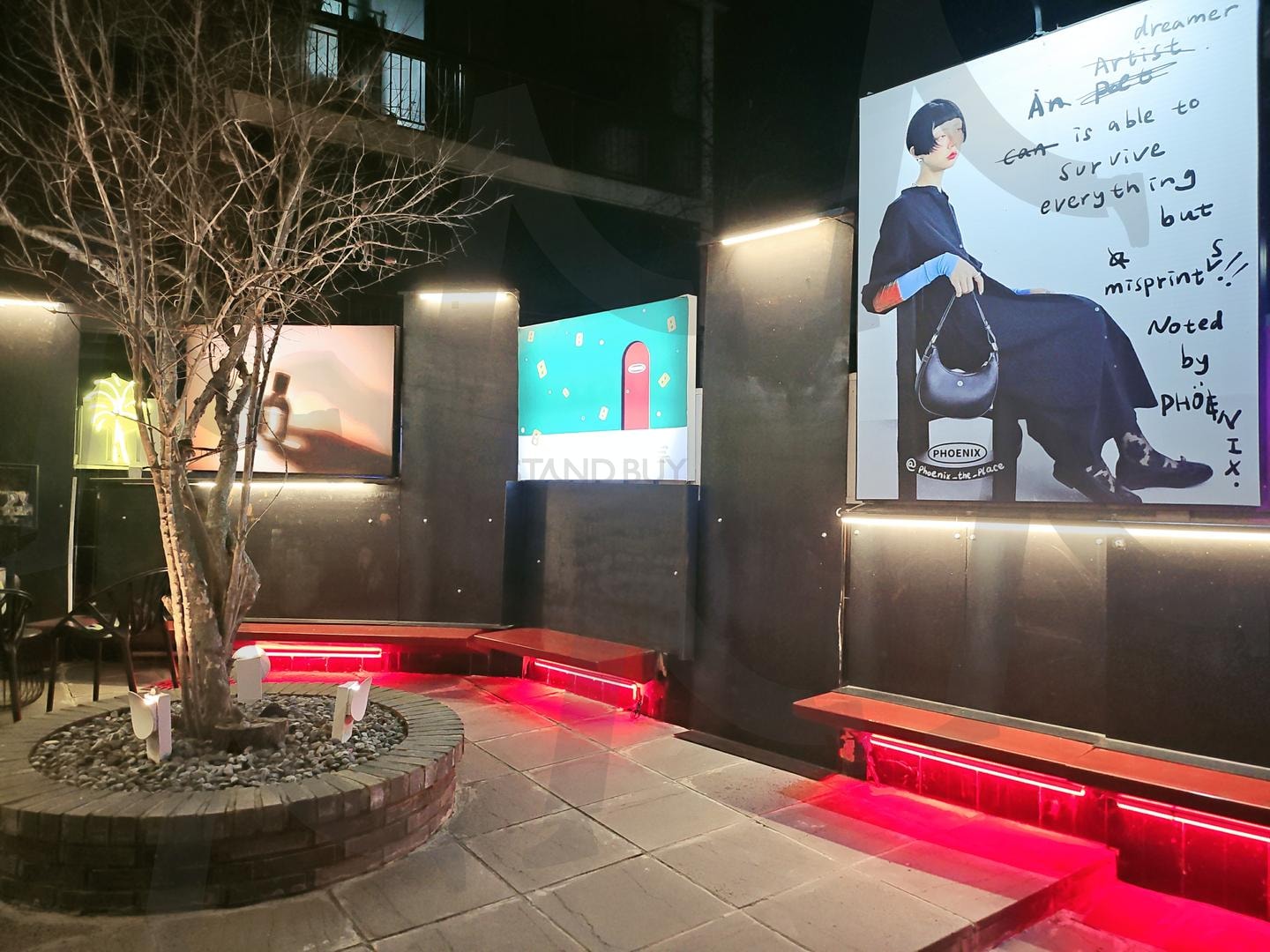전주 중화산동에 위치한 피닉스 커피숍 | 피닉스, 인테리어, 소품샵, 커피숍, 향수까지 판매함, 구경하기도 바쁨 | 스탠바이 STANDBUY 디지털 콘텐츠