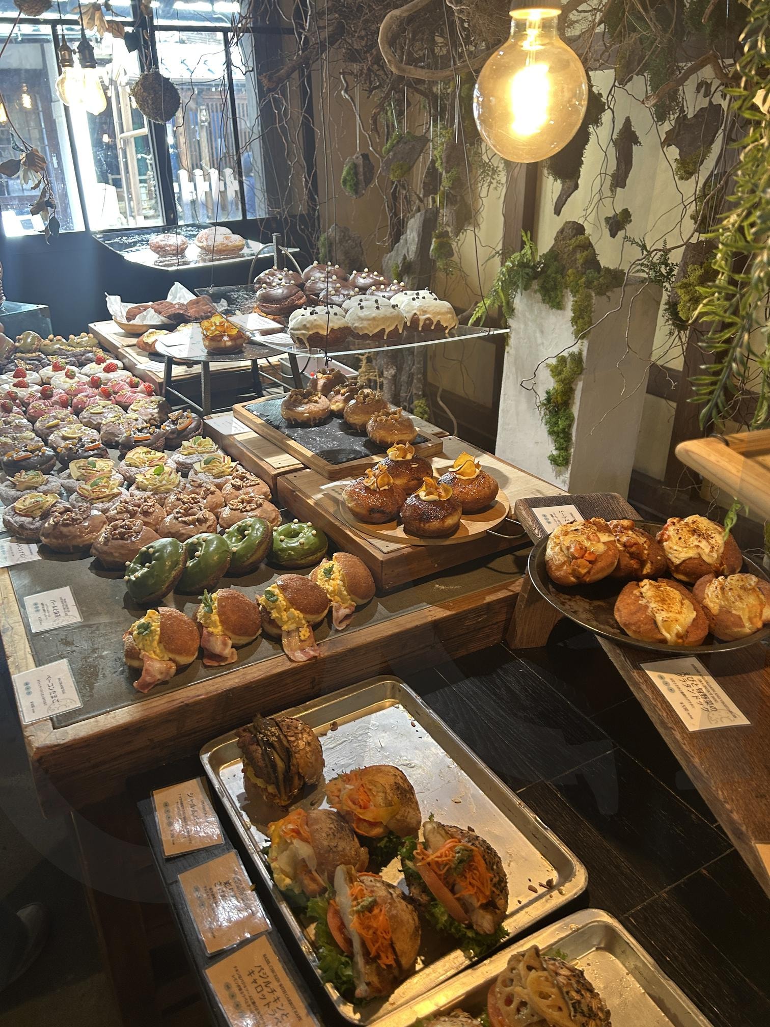 도넛가게 | 일본, 우치코, 마쓰야마, 도넛, 도너츠, 가게, 맛집 | 스탠바이 STANDBUY 디지털 콘텐츠