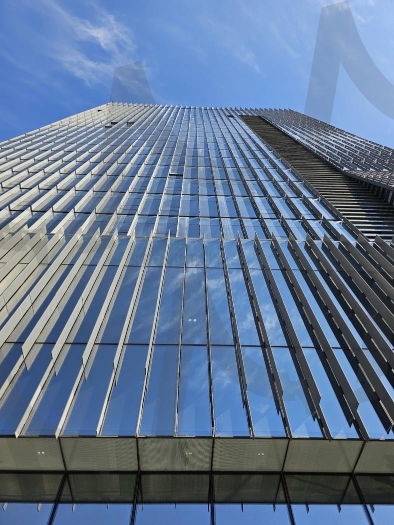 하늘을 향해 | 빌딩, 글라스, 하늘, 구름, 구도 | 스탠바이 STANDBUY 디지털 콘텐츠