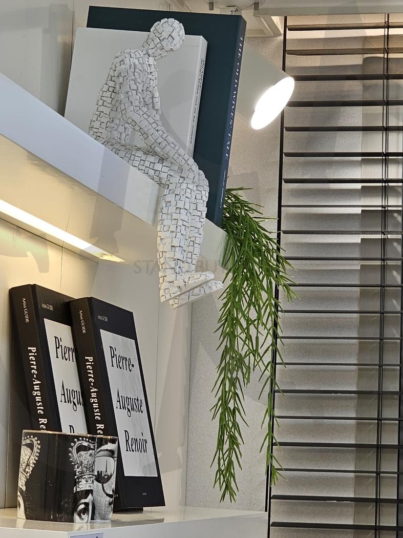 어떤 고뇌 - 죽느냐 사느냐 그것이 문제로다 | 인테리어, 고뇌, 서재, 모형, 죽느냐 사느냐 그것이 문제로다, 삶 | 스탠바이 STANDBUY 디지털 콘텐츠