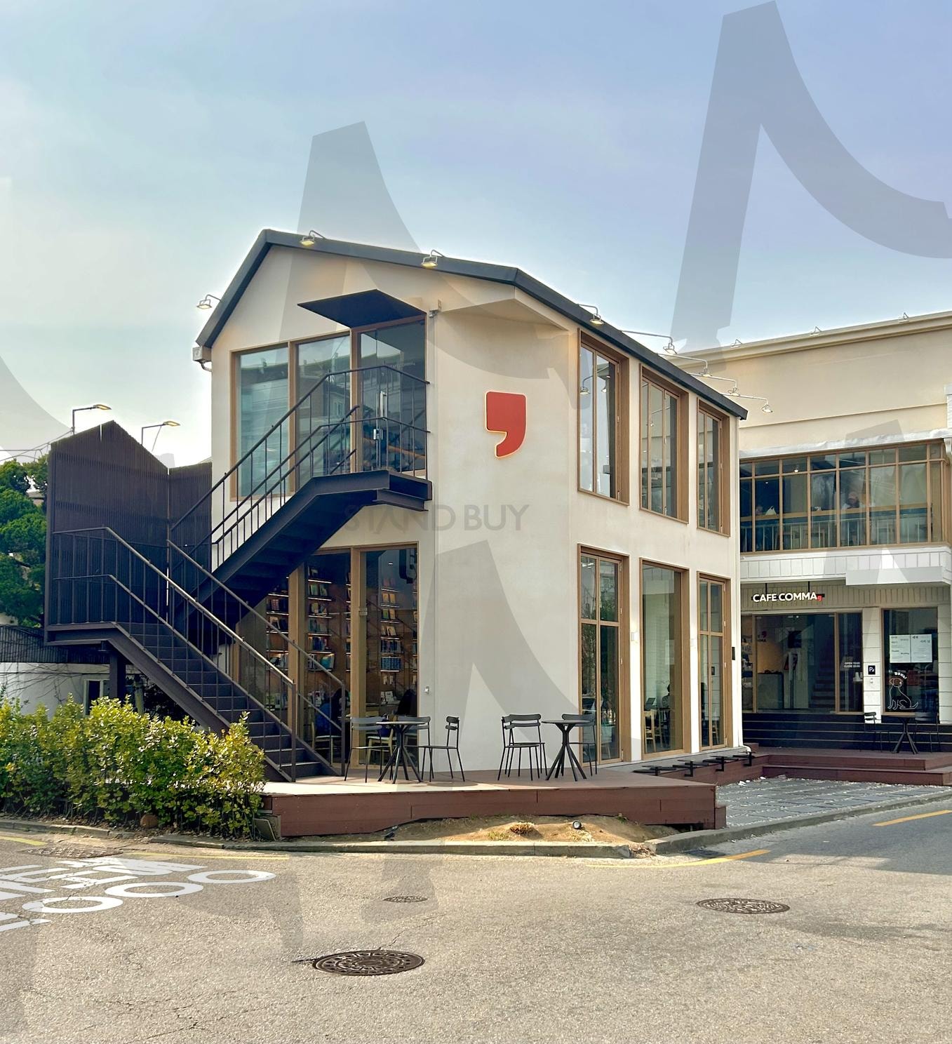 카페 콤마( CAFE COMMA) | 카페, 합정, 홍대, 커피 맛집, 분위기 좋은 카페 | 스탠바이 STANDBUY 디지털 콘텐츠