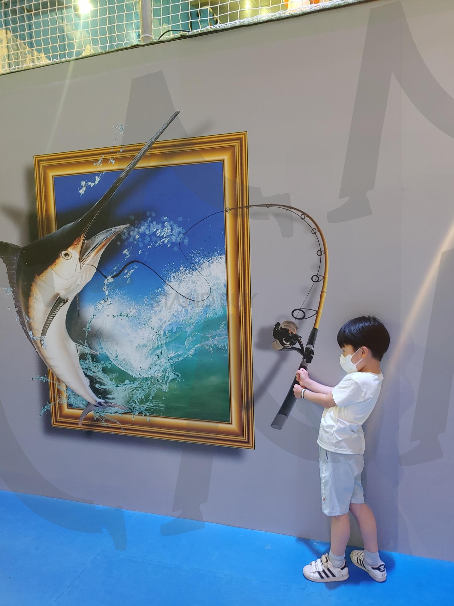 대어를 낚았어요. 3D아트 | 청새치 낚시, 3D아트, 부천 볼베어파크, 볼베어파크 부천점, 웅진플레이도시 | 스탠바이 STANDBUY 디지털 콘텐츠