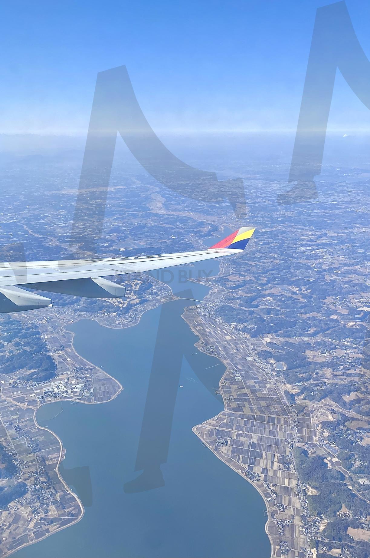 도쿄로 가는 비행기 안 | 일본, 🇯🇵, 일본여행, 도쿄, 도쿄여행, 비행기, ✈️, 항공사진 | 스탠바이 STANDBUY 디지털 콘텐츠