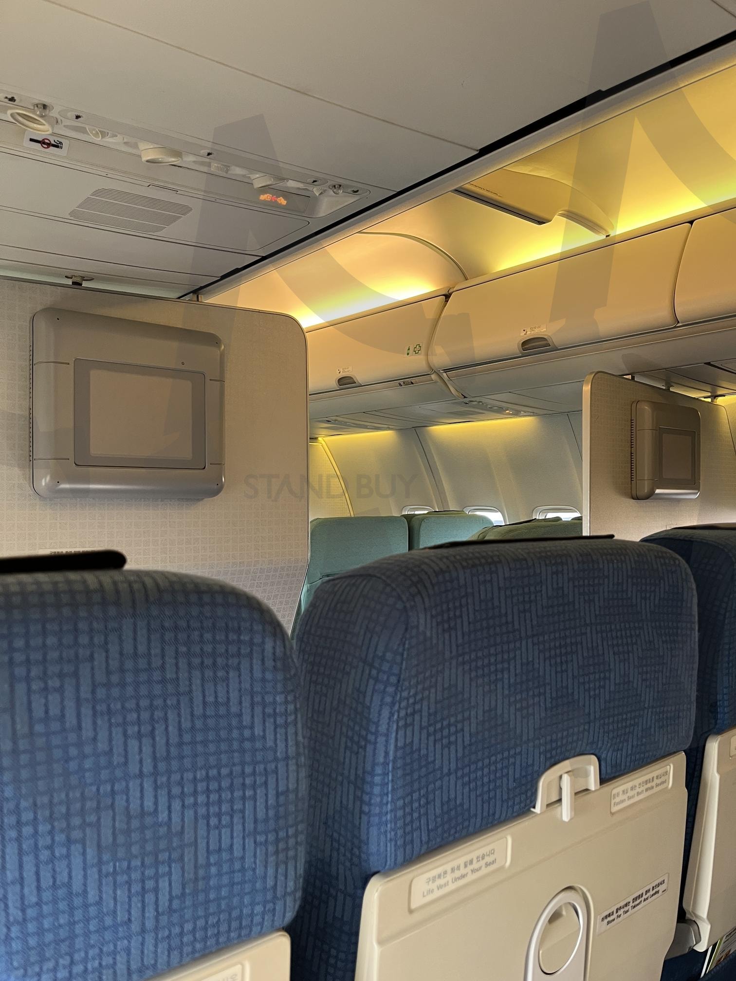 진에어내부 | 진에어, 한국비행기내부, jinair_inside, Korea airplane, 진에어내부사진 | 스탠바이 STANDBUY 디지털 콘텐츠