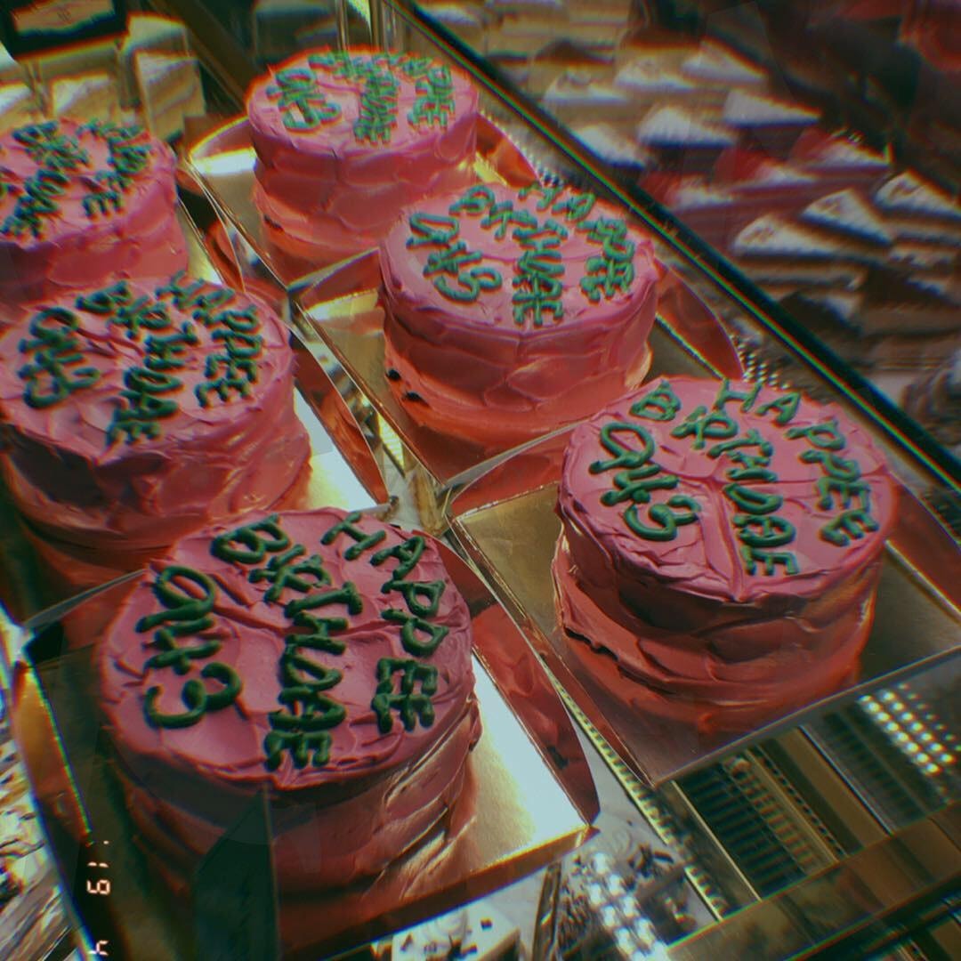 Retro Pink Birthday Cakes | 레트로케이크, 핑크버터크림, 생일디저트, 빈티지감성, 수제케이크 | 스탠바이 STANDBUY 디지털 콘텐츠