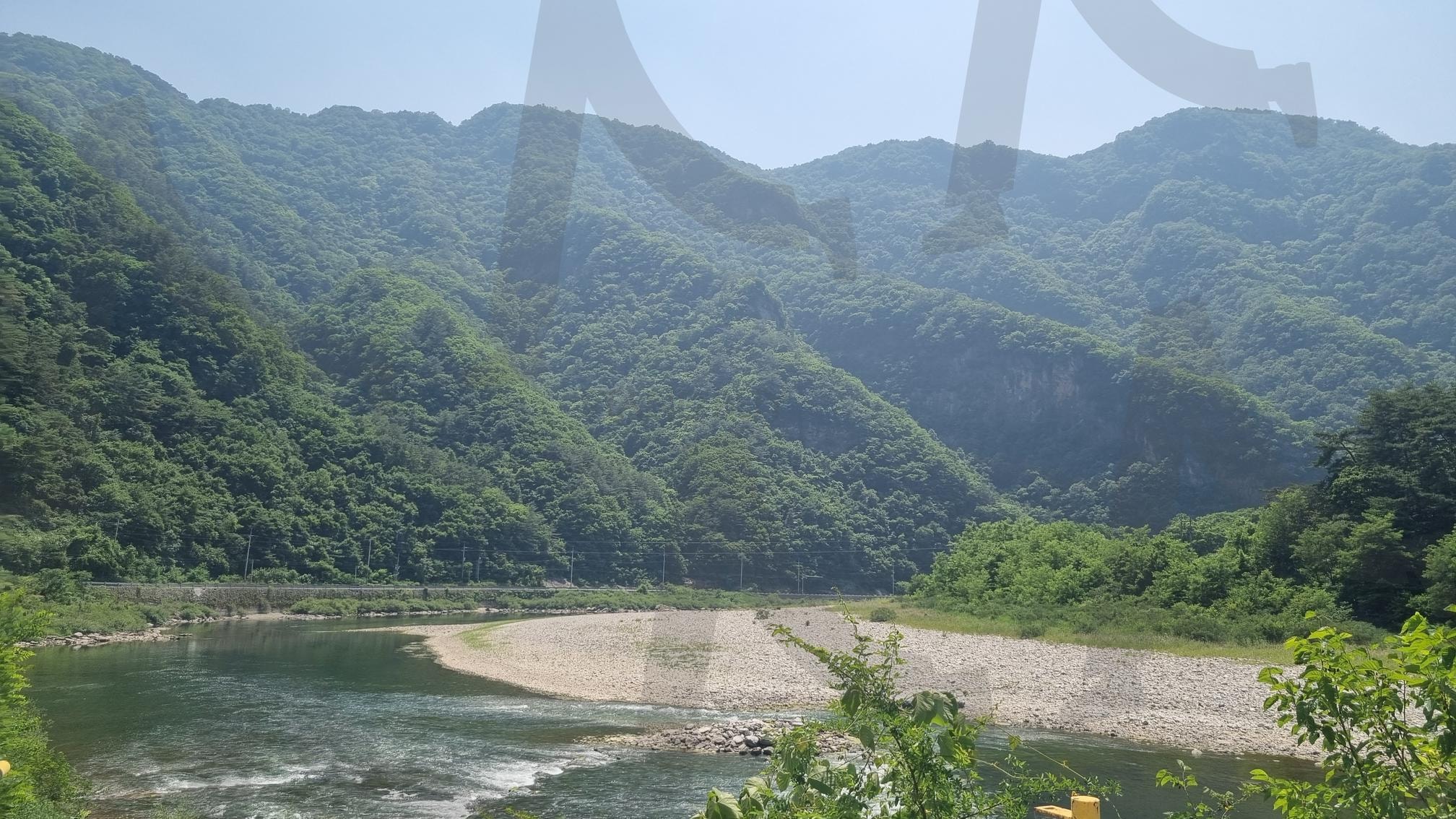 영월 Yeongwol | Green, hill, peace, history, calm, breeze, nature, sky, silence, heritage, fresh, ancient, stillness, soft light, Walk, clouds, timeless, earthy, solitude, landscape | 스탠바이 STANDBUY 디지털 콘텐츠