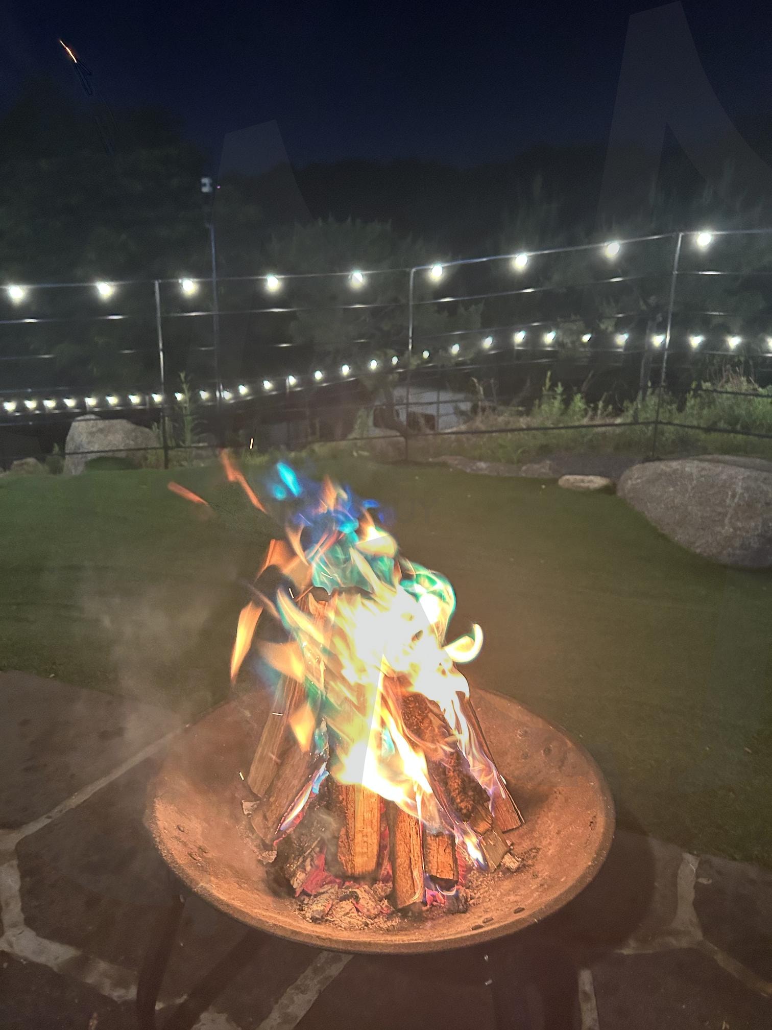 비오는날글램핑불멍 | 글램핑, 모닥불, 오로라, 포천, 불멍 | 스탠바이 STANDBUY 디지털 콘텐츠