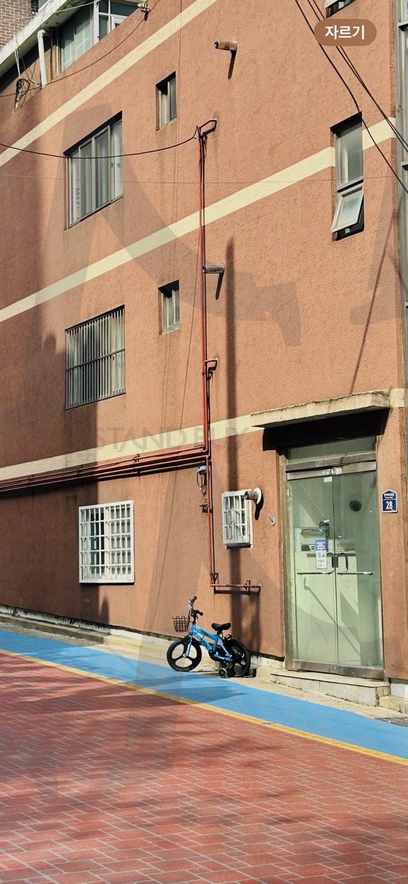 안녕 나는 자전거야 | 점심, 동네, 산책, 자전거, 하늘색 | 스탠바이 STANDBUY 디지털 콘텐츠