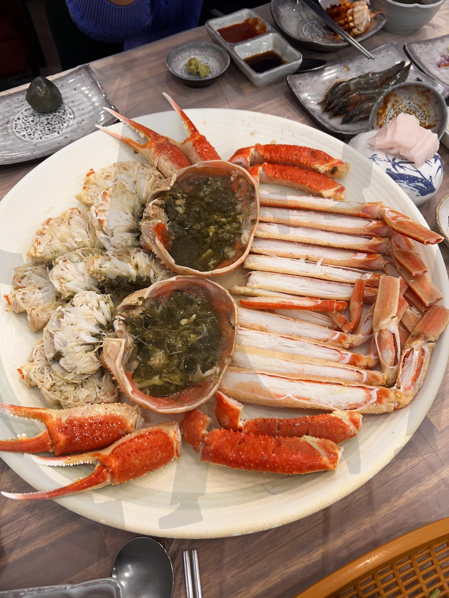 붉은대게 모듬 요리 | 대게, 붉은대게, 모듬 요리, 해산물, 횟집, 강릉 | 스탠바이 STANDBUY 디지털 콘텐츠