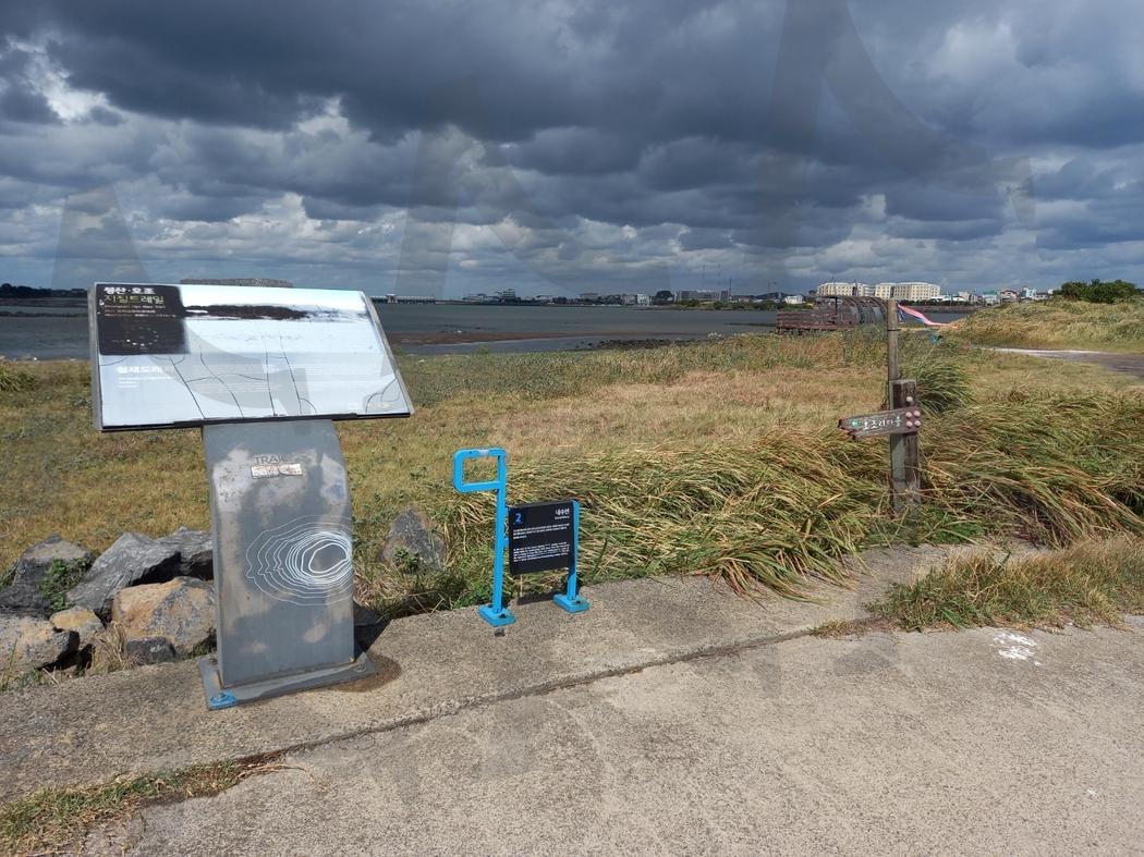 "Jeju Olle Trail Course 2" South Korea_01 | Jeju Olle, Walking Trail, 26 Courses, jeju island, nature, culture, hiking, South Korea. | 스탠바이 STANDBUY 디지털 콘텐츠