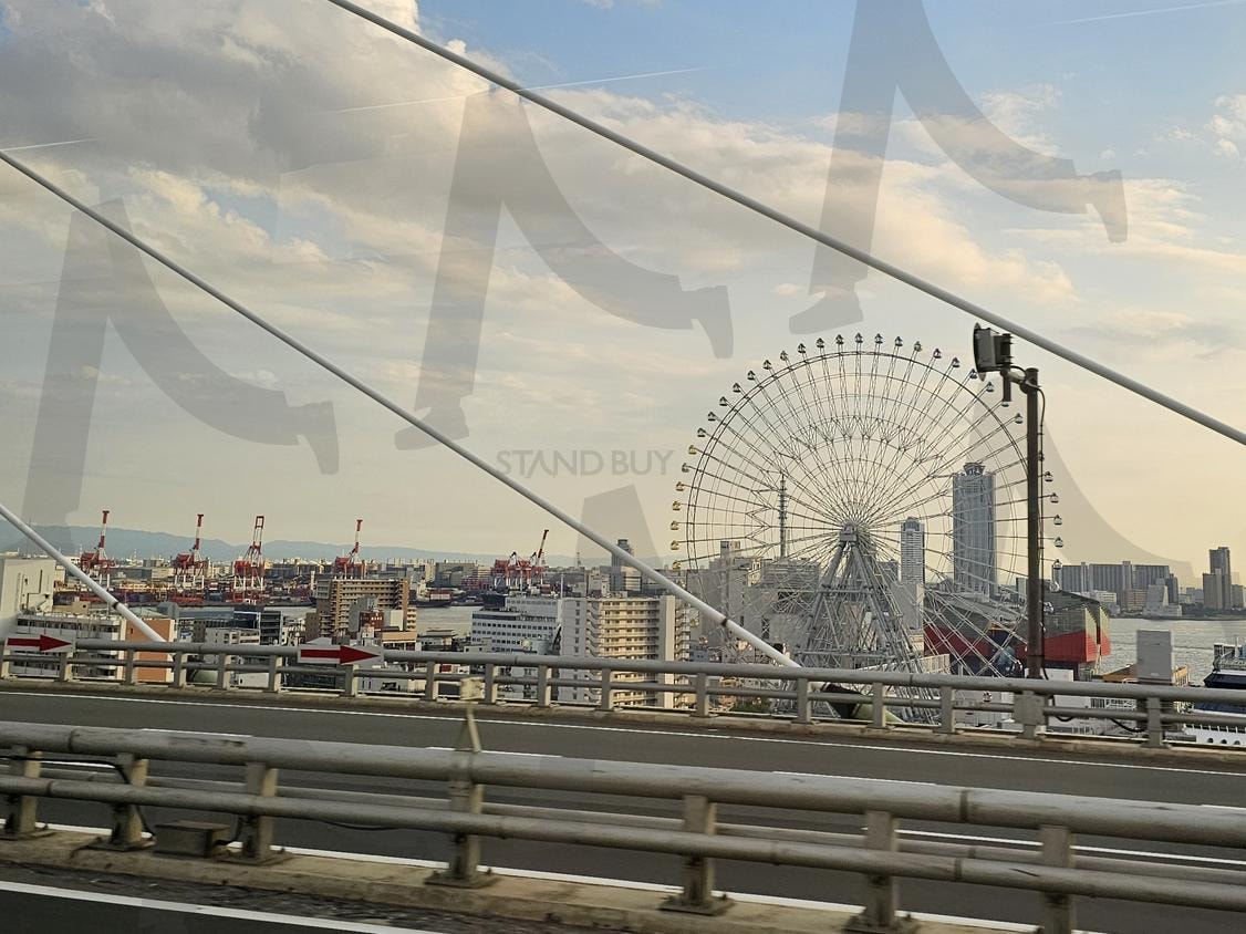 차 밖 풍경 | 관람차, 풍경, 경치, 도로, 다리, 주행, 공장, 구름 | 스탠바이 STANDBUY 디지털 콘텐츠