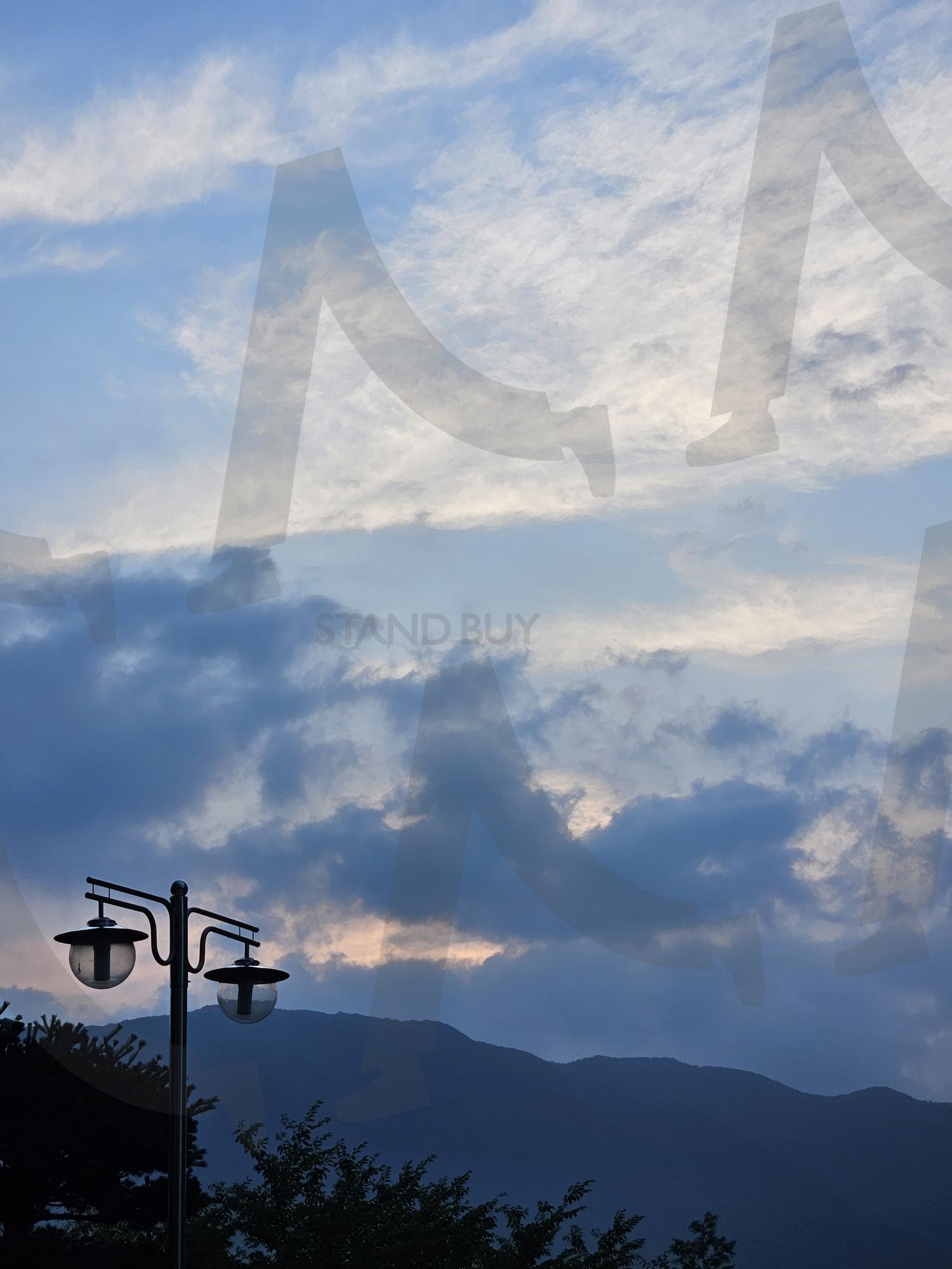 하늘 풍경 | 구름, 운치, 흐린, 날씨, 가로등, 하늘, 자연, 풍경 | 스탠바이 STANDBUY 디지털 콘텐츠