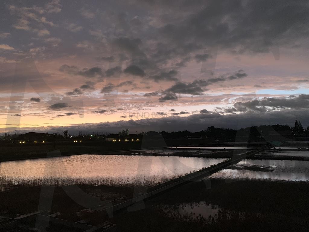 구름 | 구름, 논, 밭, 농촌, 농촌뷰, 구름뷰, 야경 | 스탠바이 STANDBUY 디지털 콘텐츠