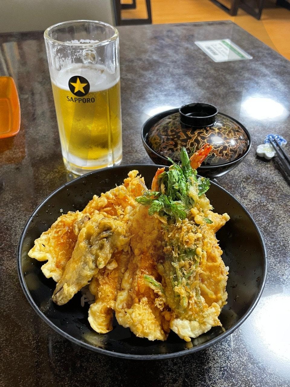 텐동 본 고장에서 먹던 그 어느 날 | 음식, 맥주, 텐동, 튀김, 밥, 식사, 식당 | 스탠바이 STANDBUY 디지털 콘텐츠