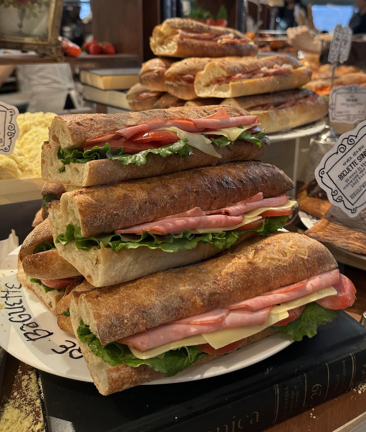 Brunch in Paris Mood | FrenchMood BrunchVibes, BaguetteSandwich, French mood, baguette, sandwiches | 스탠바이 STANDBUY 디지털 콘텐츠