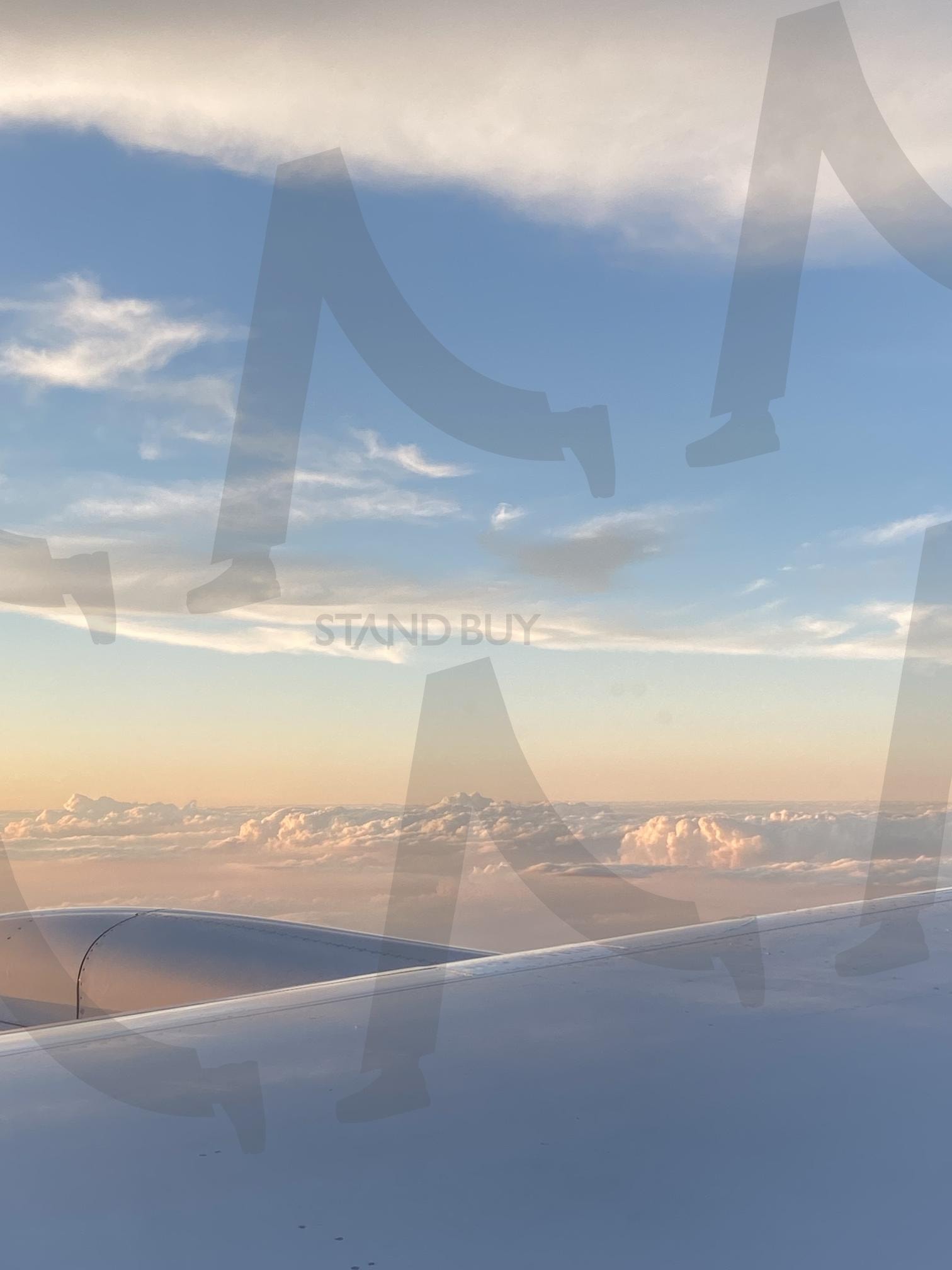 Peachy sky | 하늘, 구름, 일몰, 일출, 햇빛, 비행기, 비행, 복숭아 | 스탠바이 STANDBUY 디지털 콘텐츠