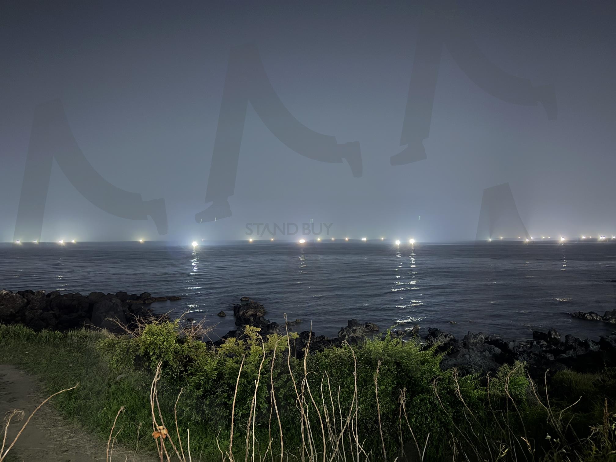 제주 밤바다 | 항로등, 제주도, 밤바다, 배, 빛 | 스탠바이 STANDBUY 디지털 콘텐츠
