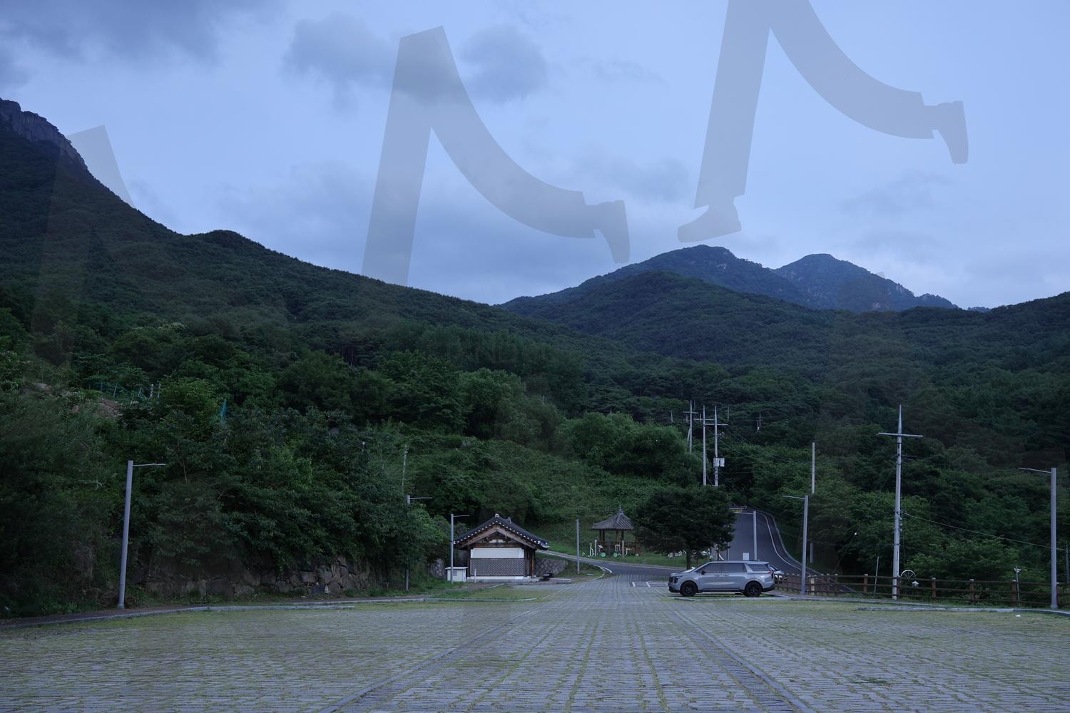 공영주차장 | 주차장, 공영주차장, 조용한, 산속, 자연 | 스탠바이 STANDBUY 디지털 콘텐츠