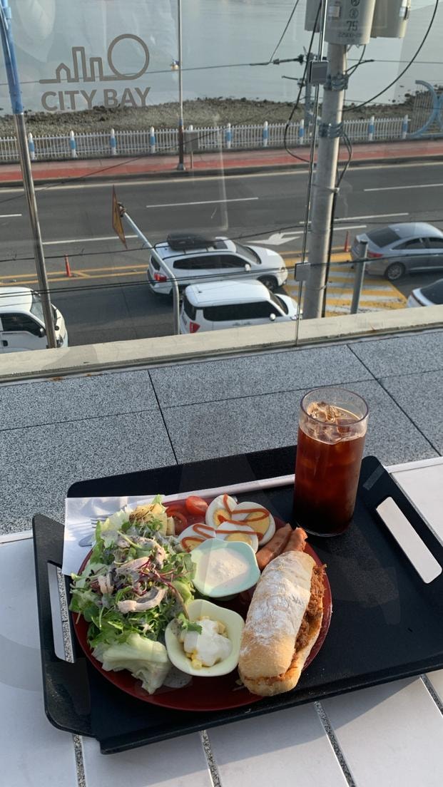 korean cafe | korea, Cafe, 카페, 한국, 창원 | 스탠바이 STANDBUY 디지털 콘텐츠