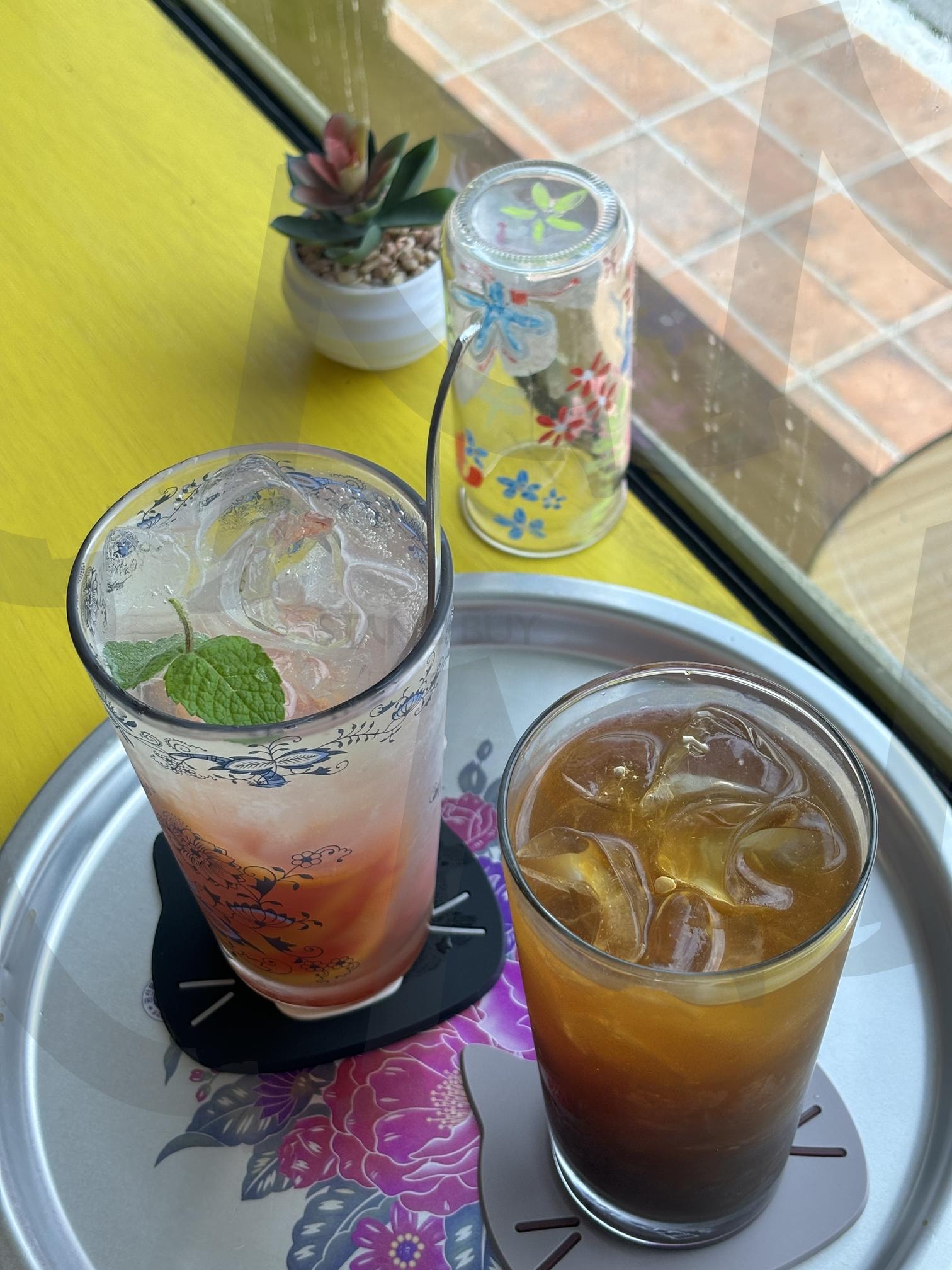 Coffee | coffee, tea, 커피, 카페, Cafe, follow, like | 스탠바이 STANDBUY 디지털 콘텐츠