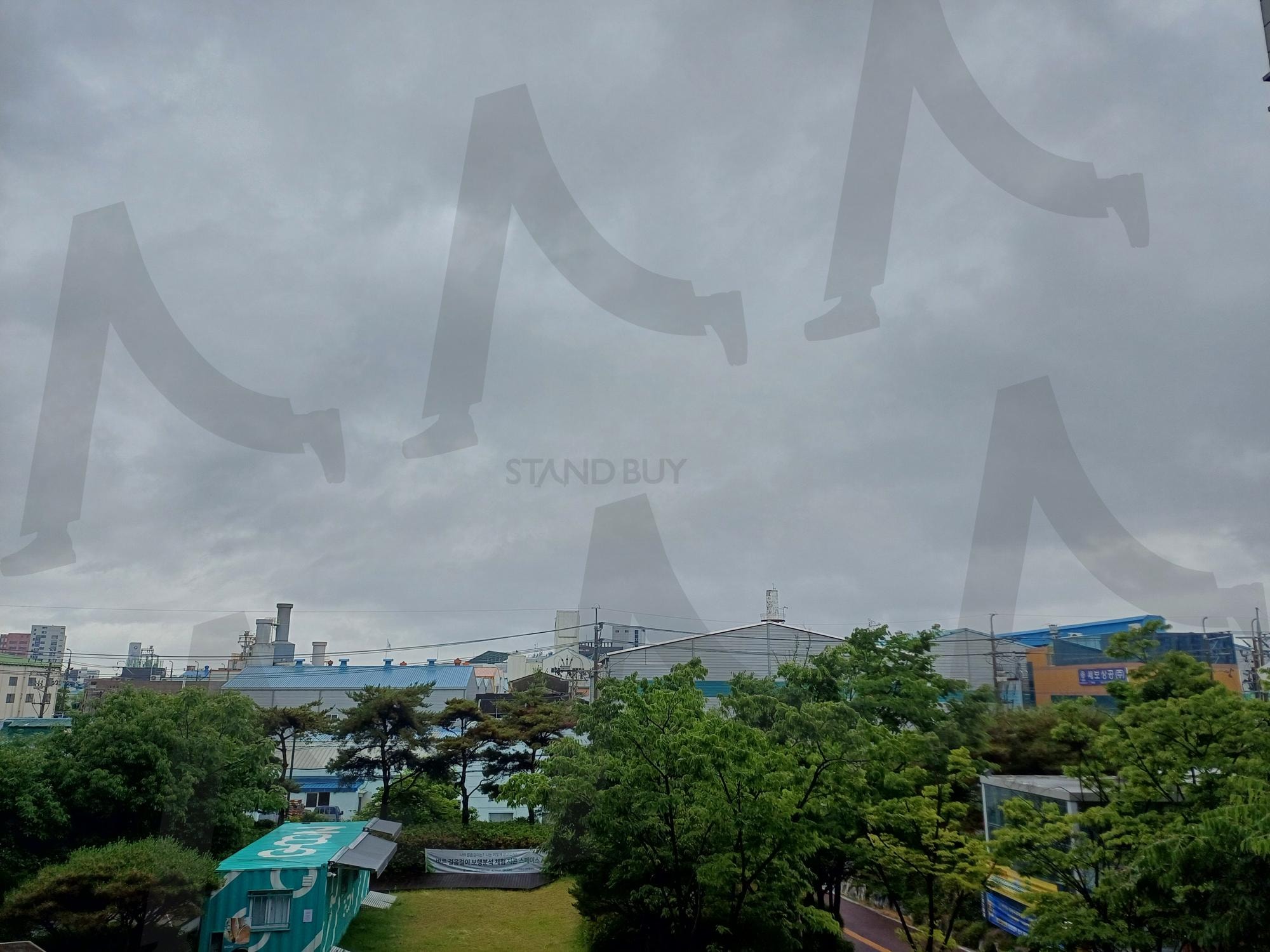 도시의 우울한 표정(a gloomy look on the city's face) | 도시, 우울함, 공장, 처진, the city, the depressing, the depressing, the factory | 스탠바이 STANDBUY 디지털 콘텐츠