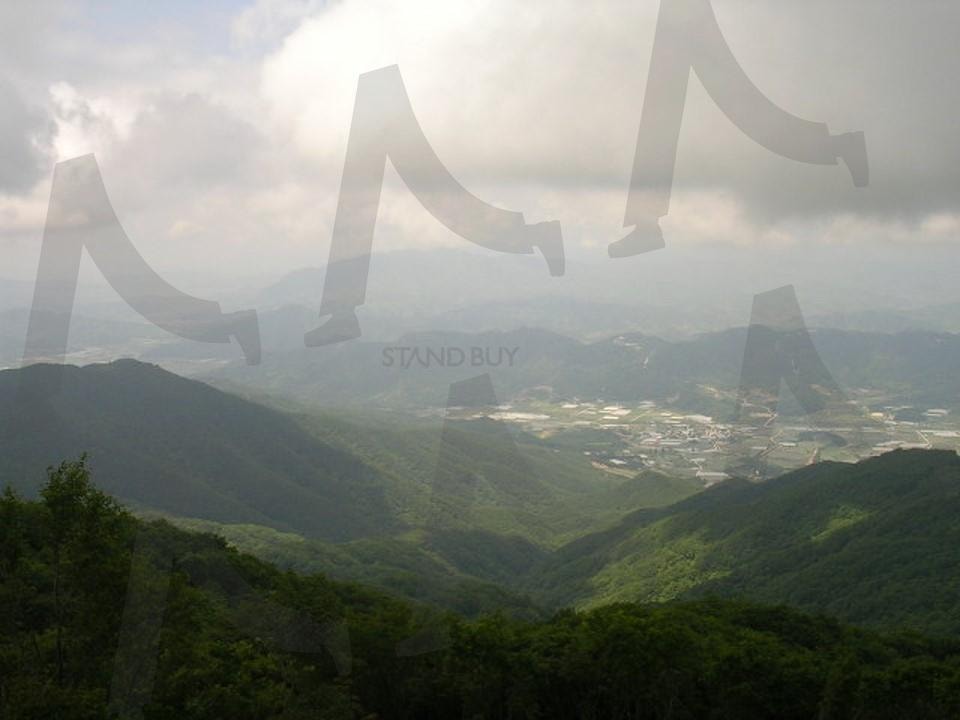 최전방 마현 마을 | 대성산, 정상에서 내려다 보이는 마을, 특별한 전방 마을, 강원도의 아름다움, 마을의 신비스러룸 | 스탠바이 STANDBUY 디지털 콘텐츠