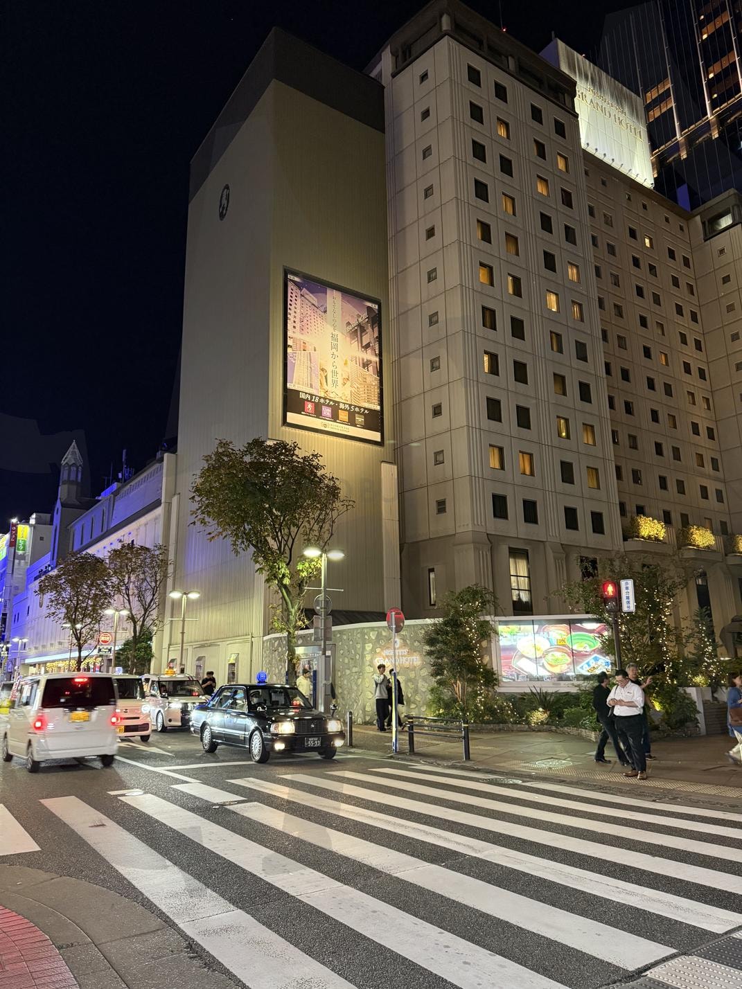 회색 도시의 따뜻한 빛 | 일본 거리, 도시 풍경, 골목길, 야경, 감성적인, 회색도시, 상점가 | 스탠바이 STANDBUY 디지털 콘텐츠