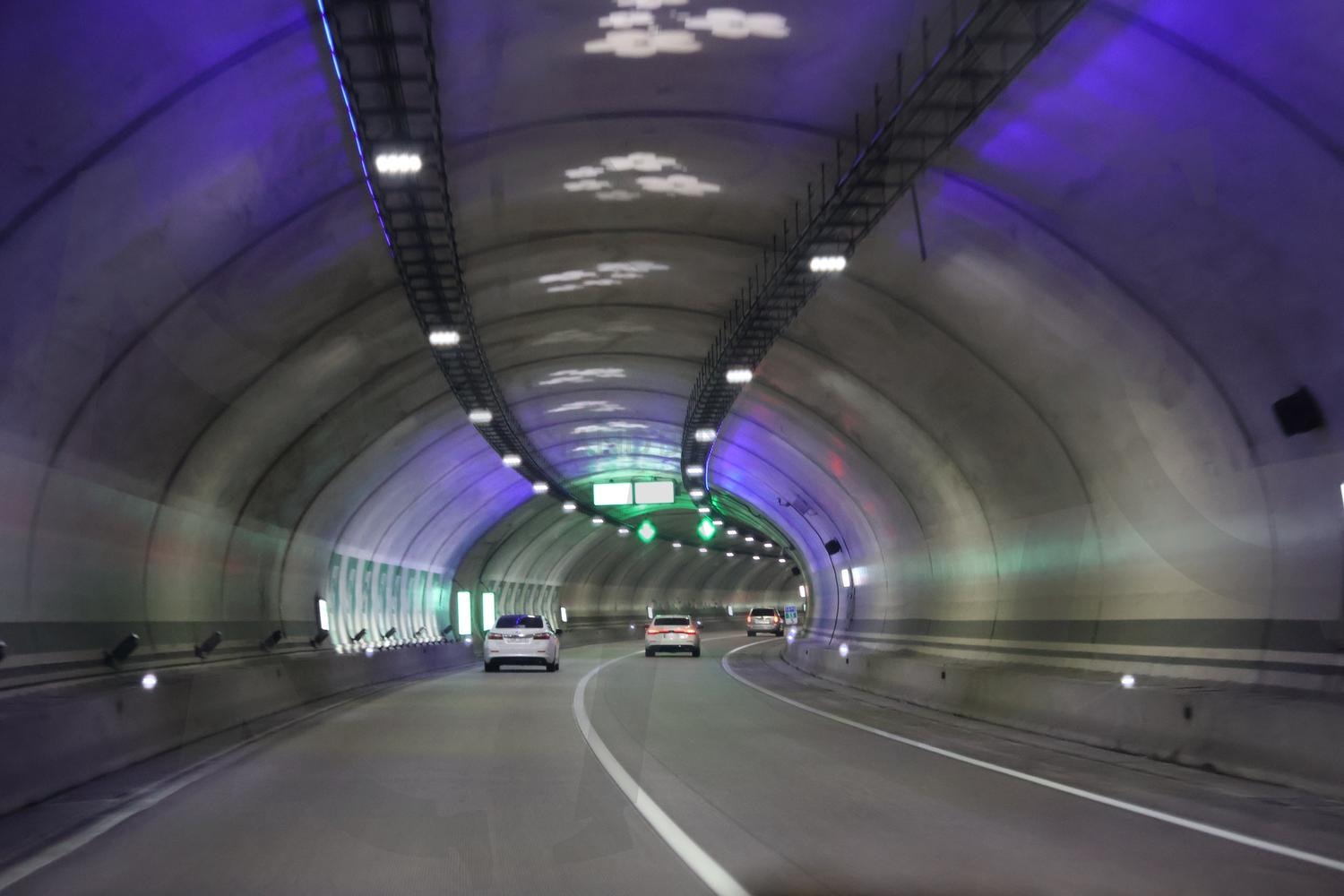 고속도로 | 졸음방지, 고속도로, 터널, 고속도로터널, 차, 자동차, 빠른, 빠르다 | 스탠바이 STANDBUY 디지털 콘텐츠