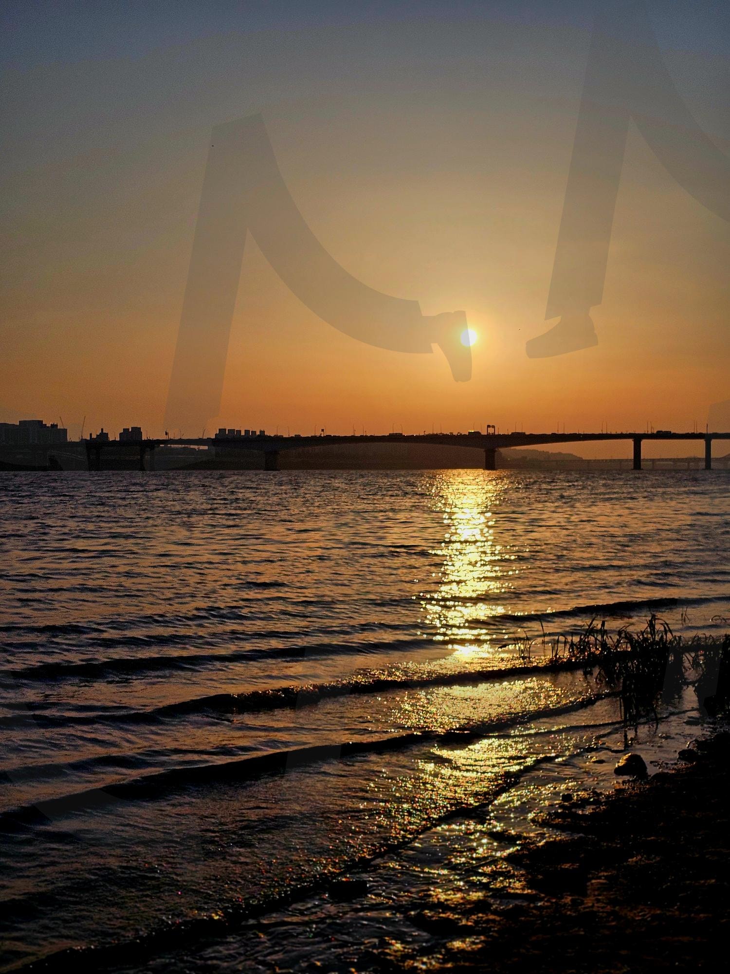 붉은 경계가 타오르는 석양 (Burning Edge of the Red Sky) | 붉은경계, 강렬한노을, burning edge, red sunset, striking view | 스탠바이 STANDBUY 디지털 콘텐츠