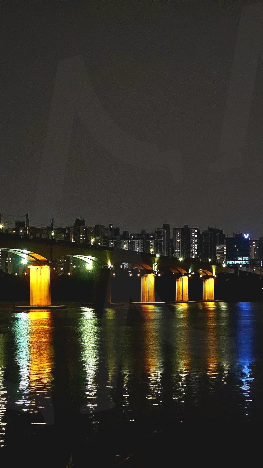 City Bridge Light Reflection | 도시 야경과 다리의 빛 | Bridge, reflection, light, city night, 다리, 조명, 야경, 감성배경, 콘텐츠제작, 광고, 반사, 감성, night, reflection, wallpaper | 스탠바이 STANDBUY 디지털 콘텐츠