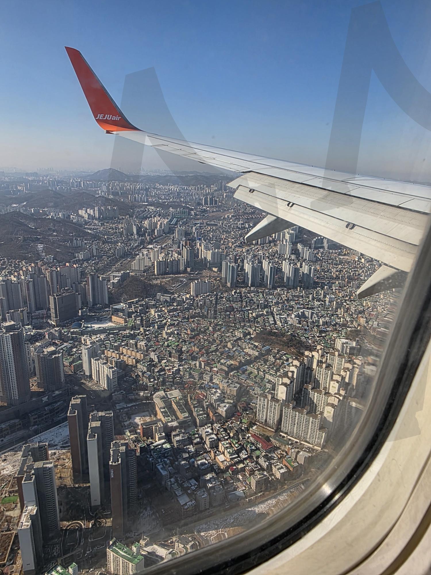 비행기 안 | 도시, 비행기, 하늘, 구름, 건물 | 스탠바이 STANDBUY 디지털 콘텐츠