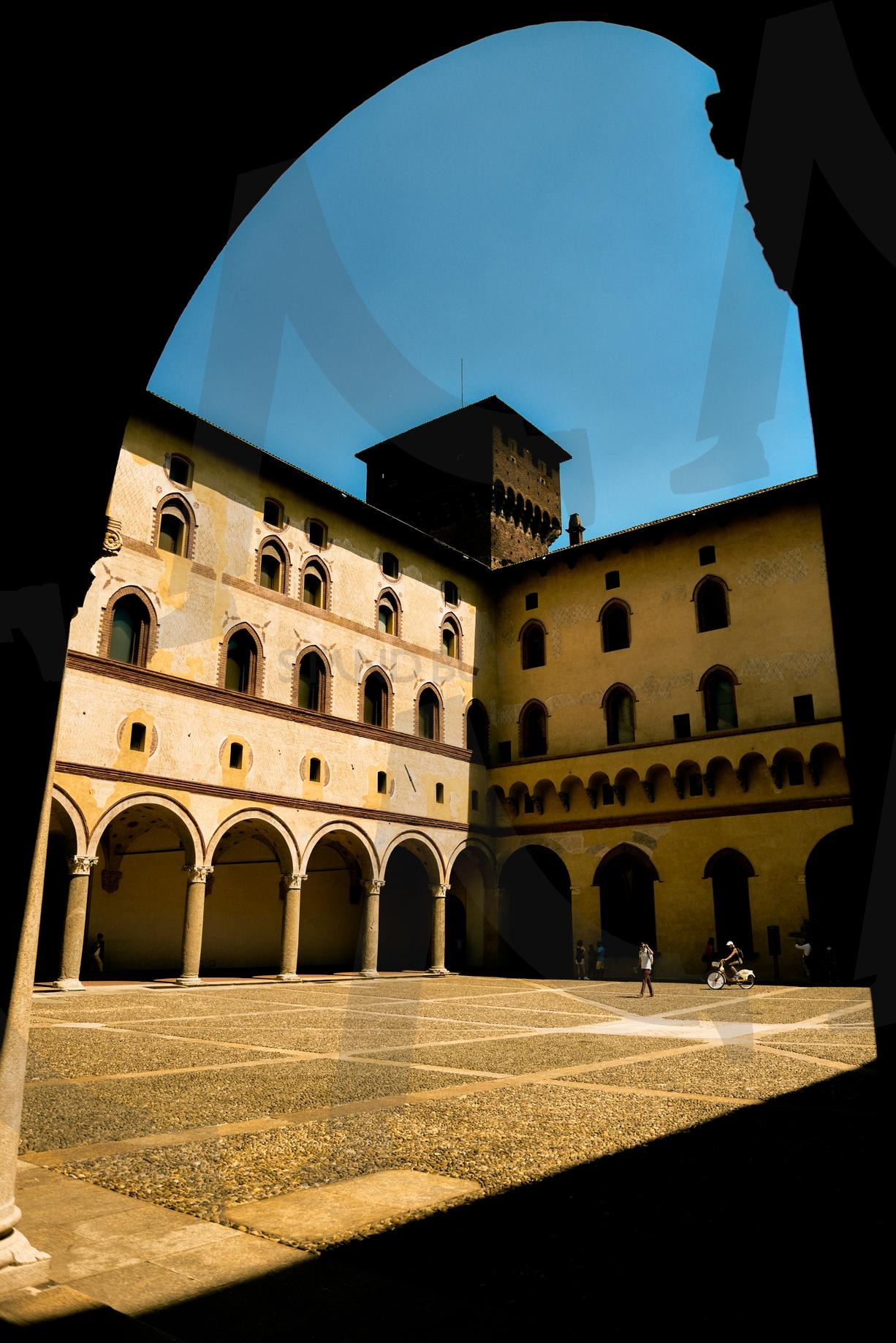 이탈리아 밀라노 유럽 건축 감성 길거리 사진 | 이탈리아, 밀라노, 유럽, 광장, 건축, 길거리, 사진, 여행, 프레임, 액자 | 스탠바이 STANDBUY 디지털 콘텐츠