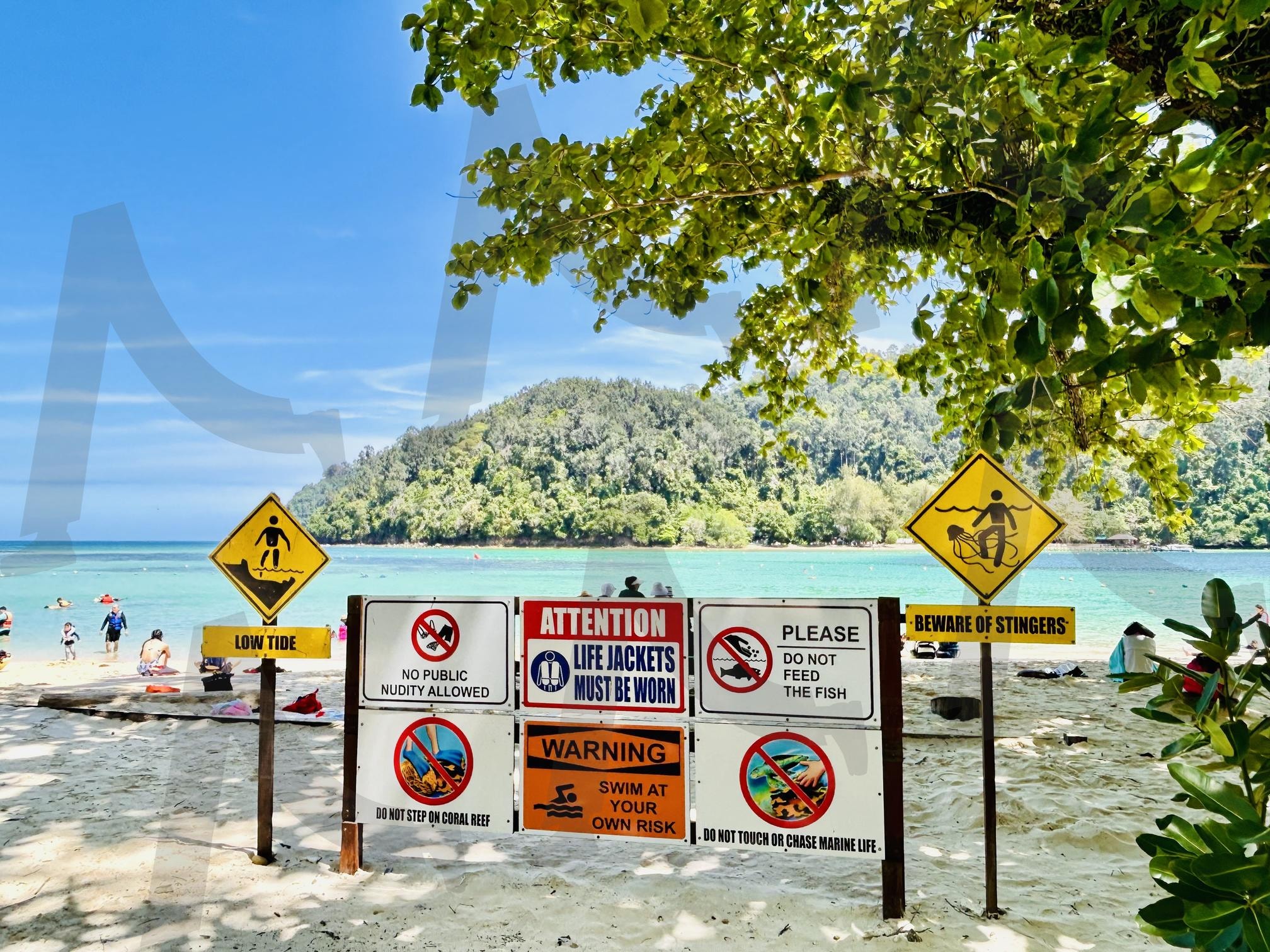 Beach | beach, malaysia, Southeast Asia, caution, beach sign | 스탠바이 STANDBUY 디지털 콘텐츠