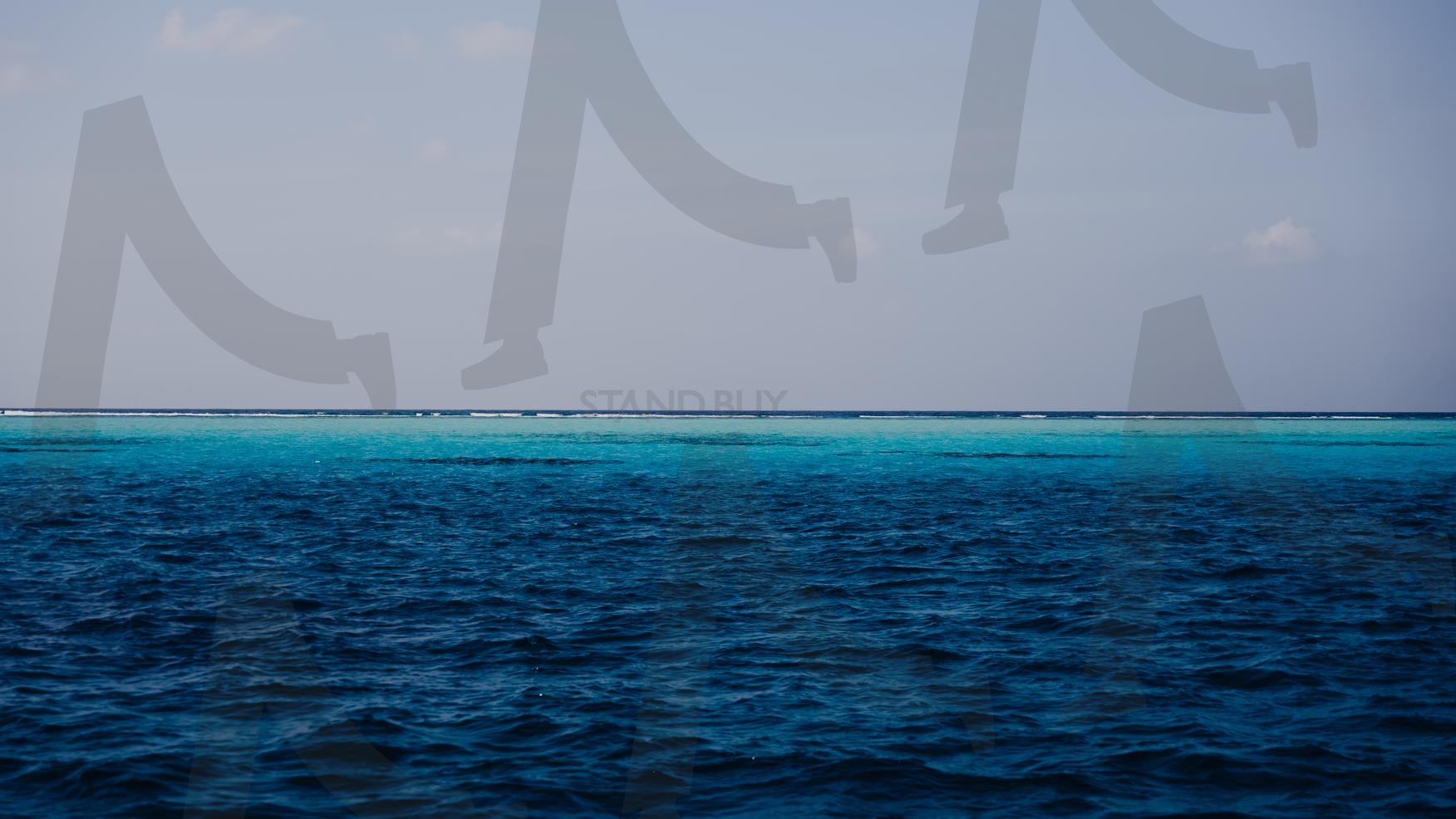 터키석 라군과 리프 에지 — 그라데이션 바다, 몰디브 / Turquoise Lagoon and Reef Edge — Sea Gradient, Maldives | 몰디브, 라군, 산호초, 리프에지, 터키석 바다, 그라데이션, 그라데이션바다, 수평선, 자연풍경 | 스탠바이 STANDBUY 디지털 콘텐츠