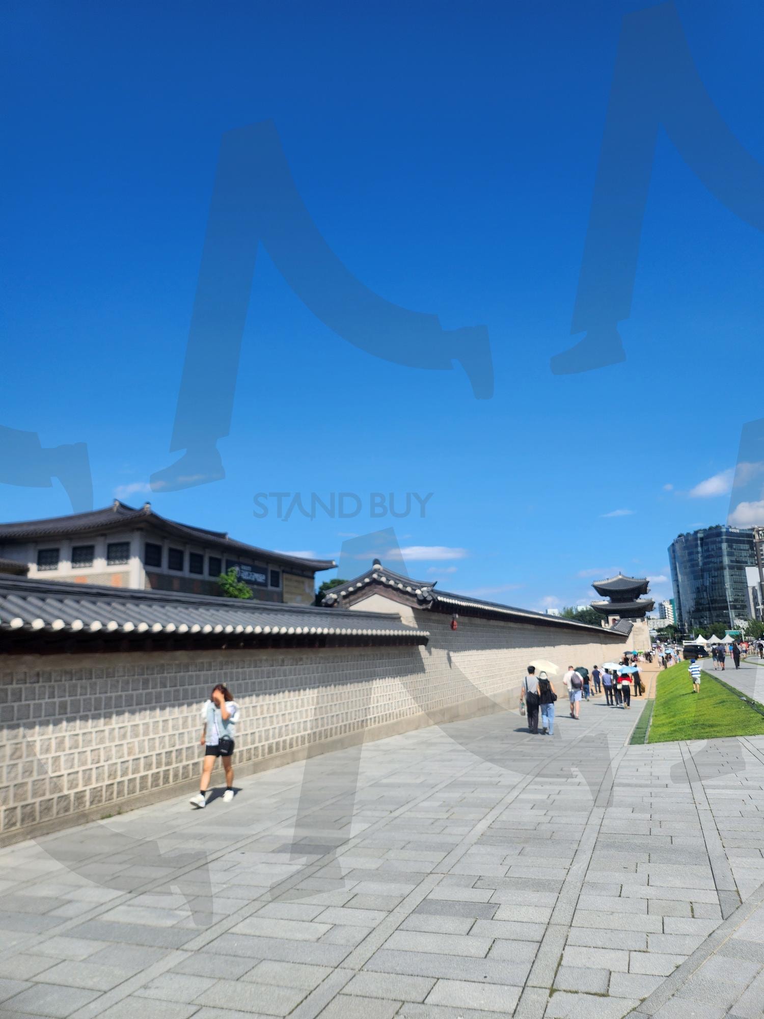 Gwanghwamun Street, Seoul – Where History Meets Modernity | gwanghwamun, Gwanghwamun Street, Gwanghwamun Square, Seoul cityscape, Korea travel, Korean history, palace, modern and tradition, landmark, Cultural Heritage | 스탠바이 STANDBUY 디지털 콘텐츠