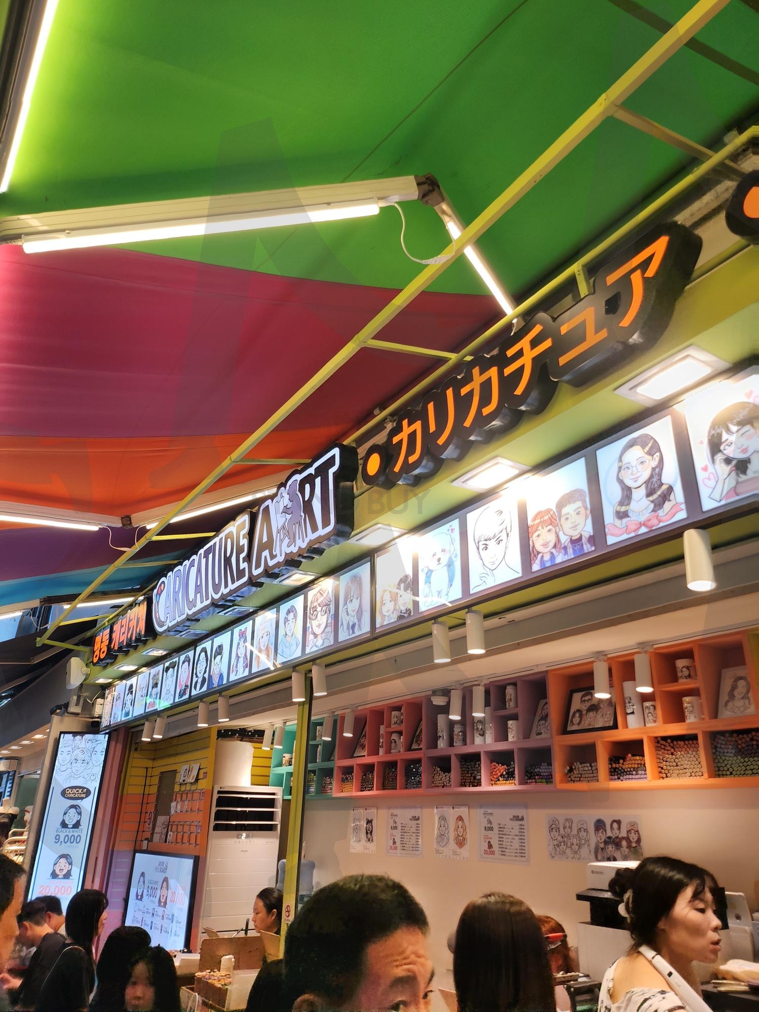 Myeong-dong Shopping Street, Seoul – K-Culture & Trendy Lifestyle | Myeong-dong, Myeong-dong Shopping Street, seoul, k-culture, k-pop, fashion street, shopping district, nightlife, 명동, 쇼핑, 거리, 드로잉, 캐리커쳐 | 스탠바이 STANDBUY 디지털 콘텐츠