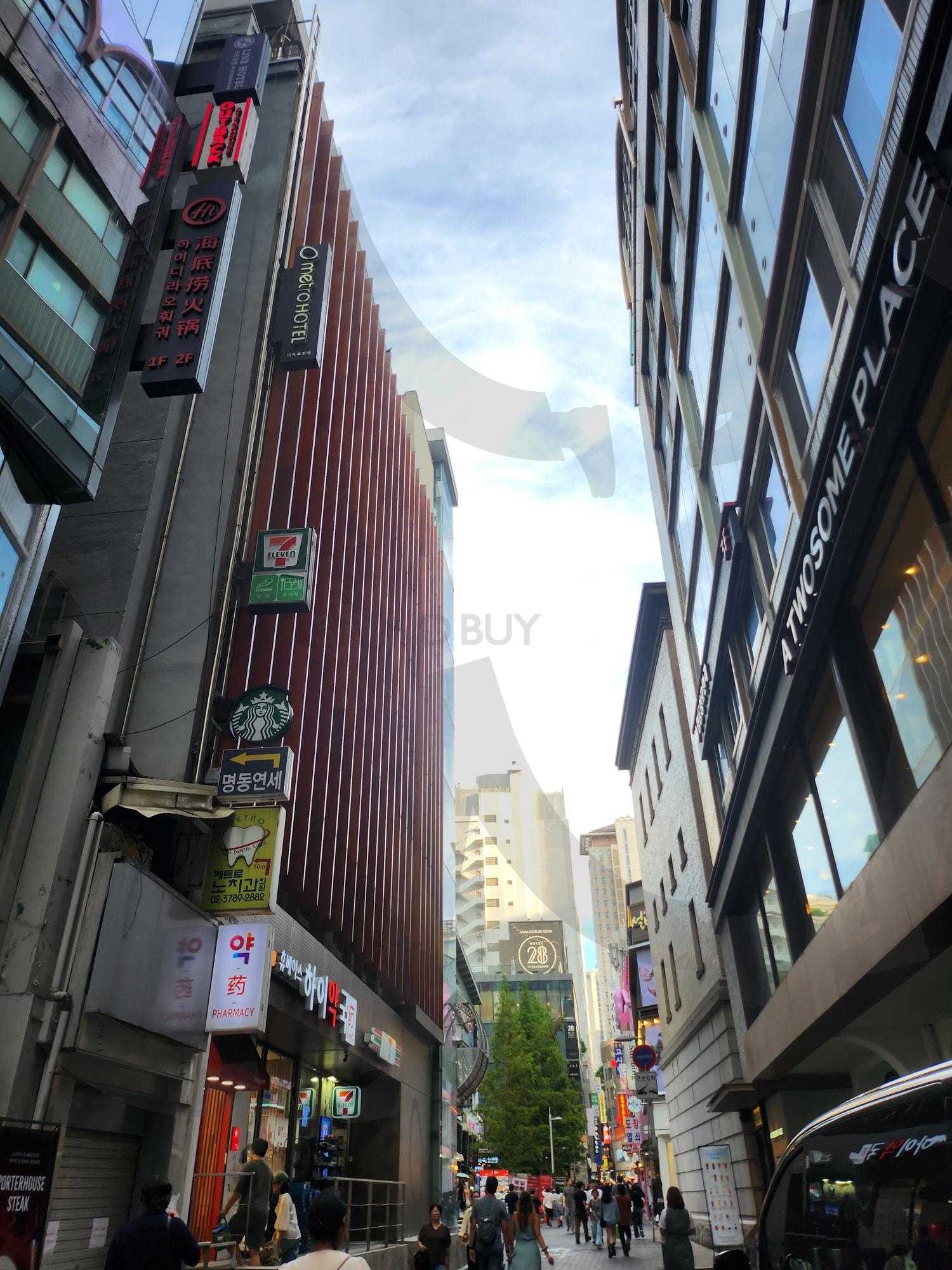 명동거리,"Myeong-dong Shopping Street" | 한국, 서울, 명동, 쇼핑, 거리, 데몬헌터스, 촬영지, k-pop | 스탠바이 STANDBUY 디지털 콘텐츠