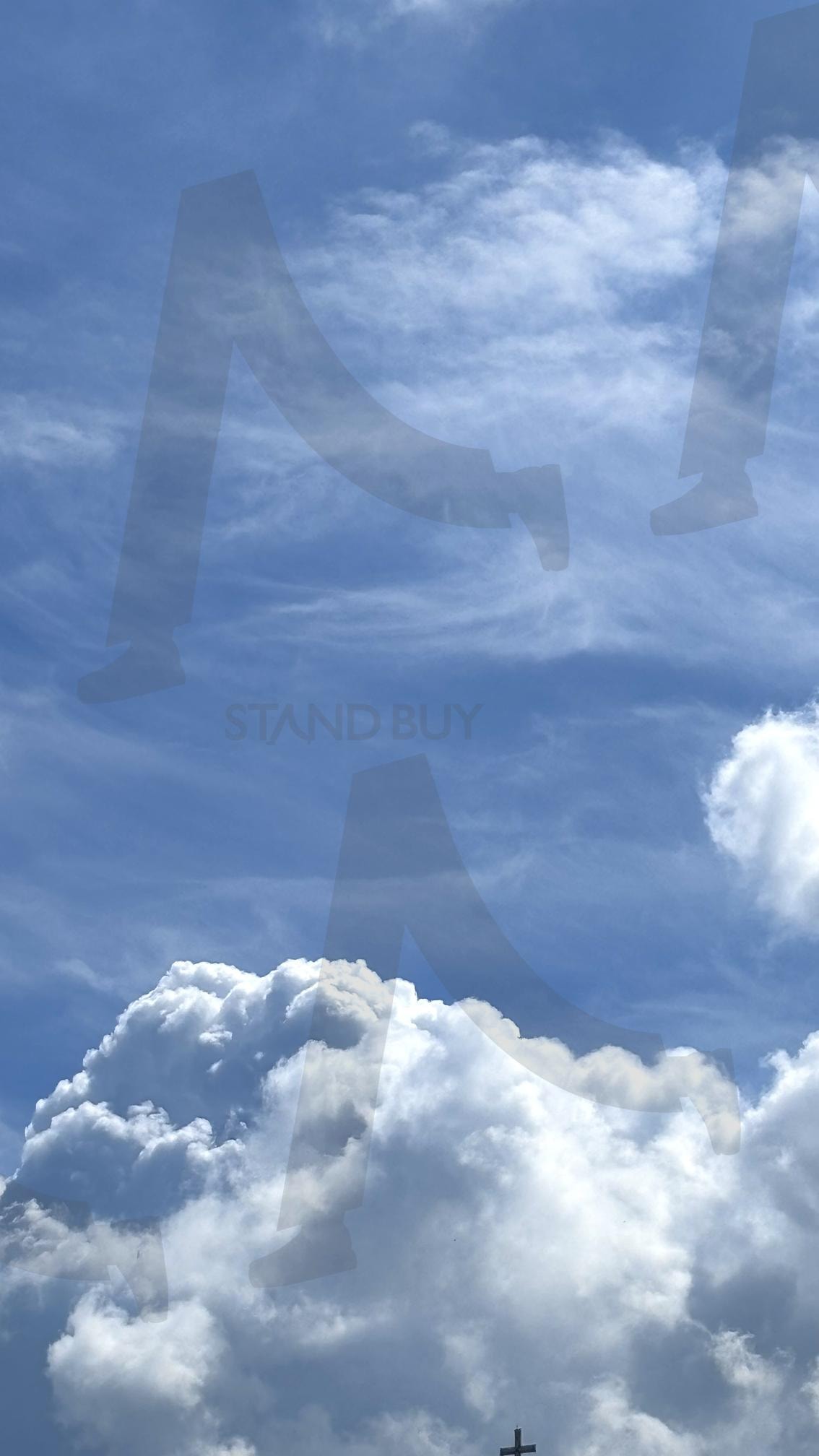 여름 하늘에 흩어진 하얀 구름 | 구름, 하늘, 청량한 하늘, 여름 하늘, 맑음, 시원함, 자연, 푸른색, 평화로움 | 스탠바이 STANDBUY 디지털 콘텐츠