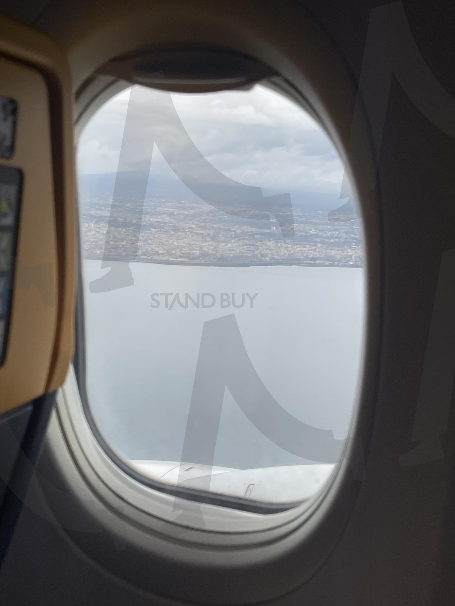 비행기 안에서 창가 | 시칠리아, 카타니아, 비행기, 바다, 창문 | 스탠바이 STANDBUY 디지털 콘텐츠