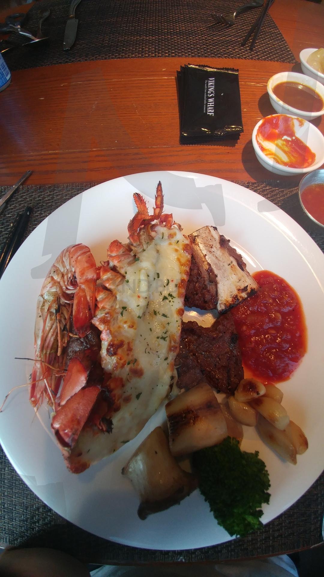 바이킹스워프 | 새우, 랍스터, 치즈, 새송이버섯, 접시 | 스탠바이 STANDBUY 디지털 콘텐츠