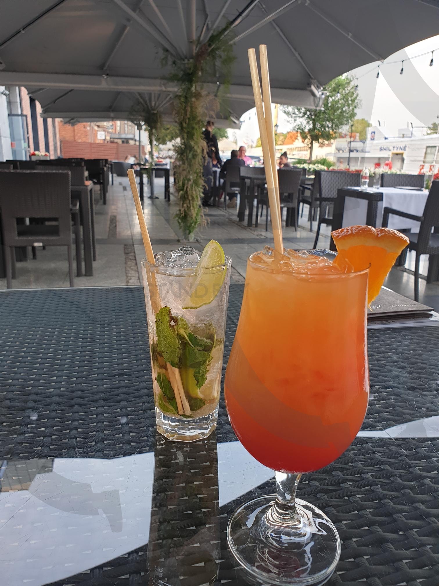 폴란드 | 폴란드, 논알콜, 칵테일, 호텔, 레스토랑, 힐튼 | 스탠바이 STANDBUY 디지털 콘텐츠