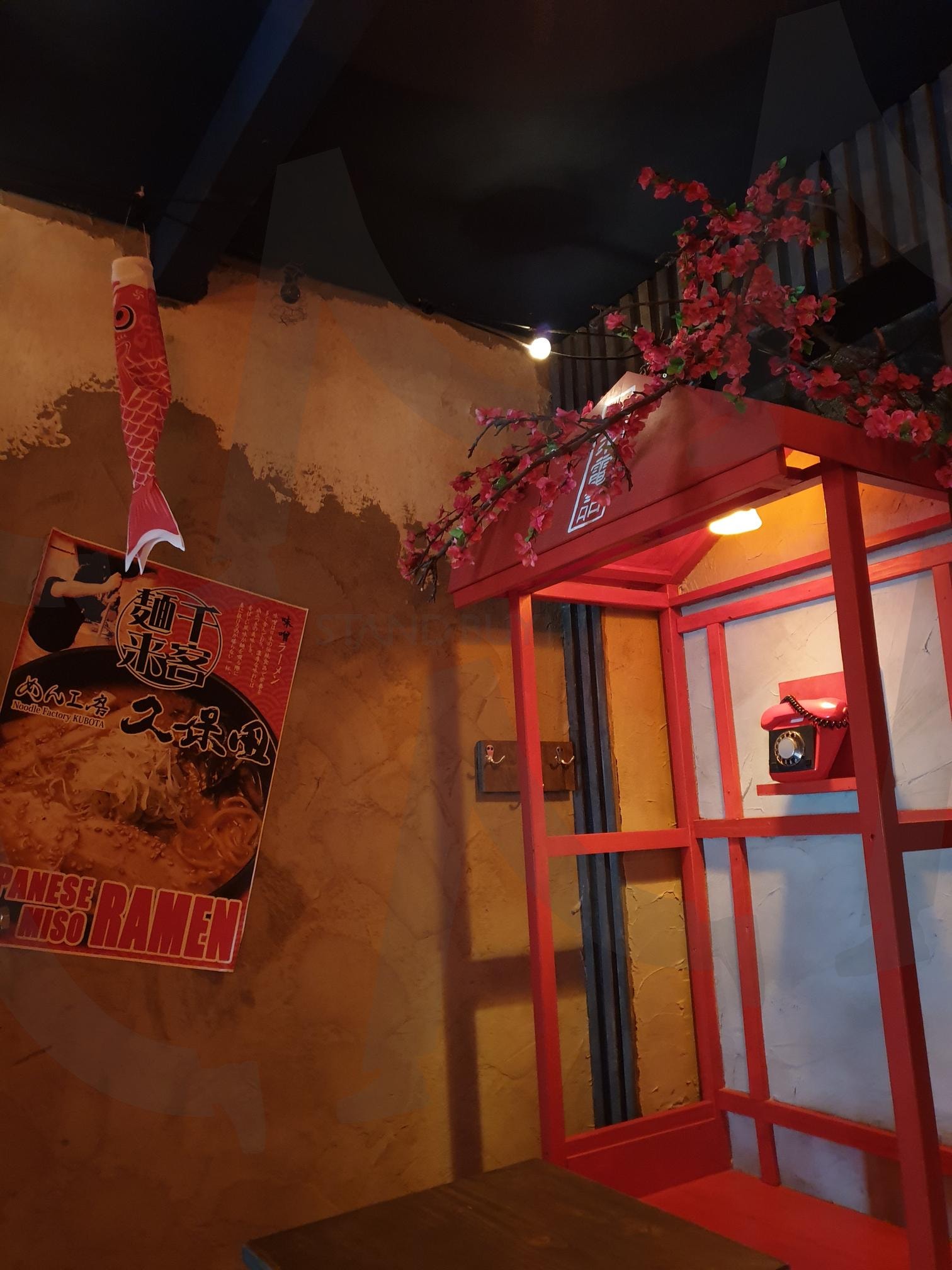 라멘가게 | 독일, 일본, 라멘가게, 주인은 베트남사람, 가게인테리어 | 스탠바이 STANDBUY 디지털 콘텐츠