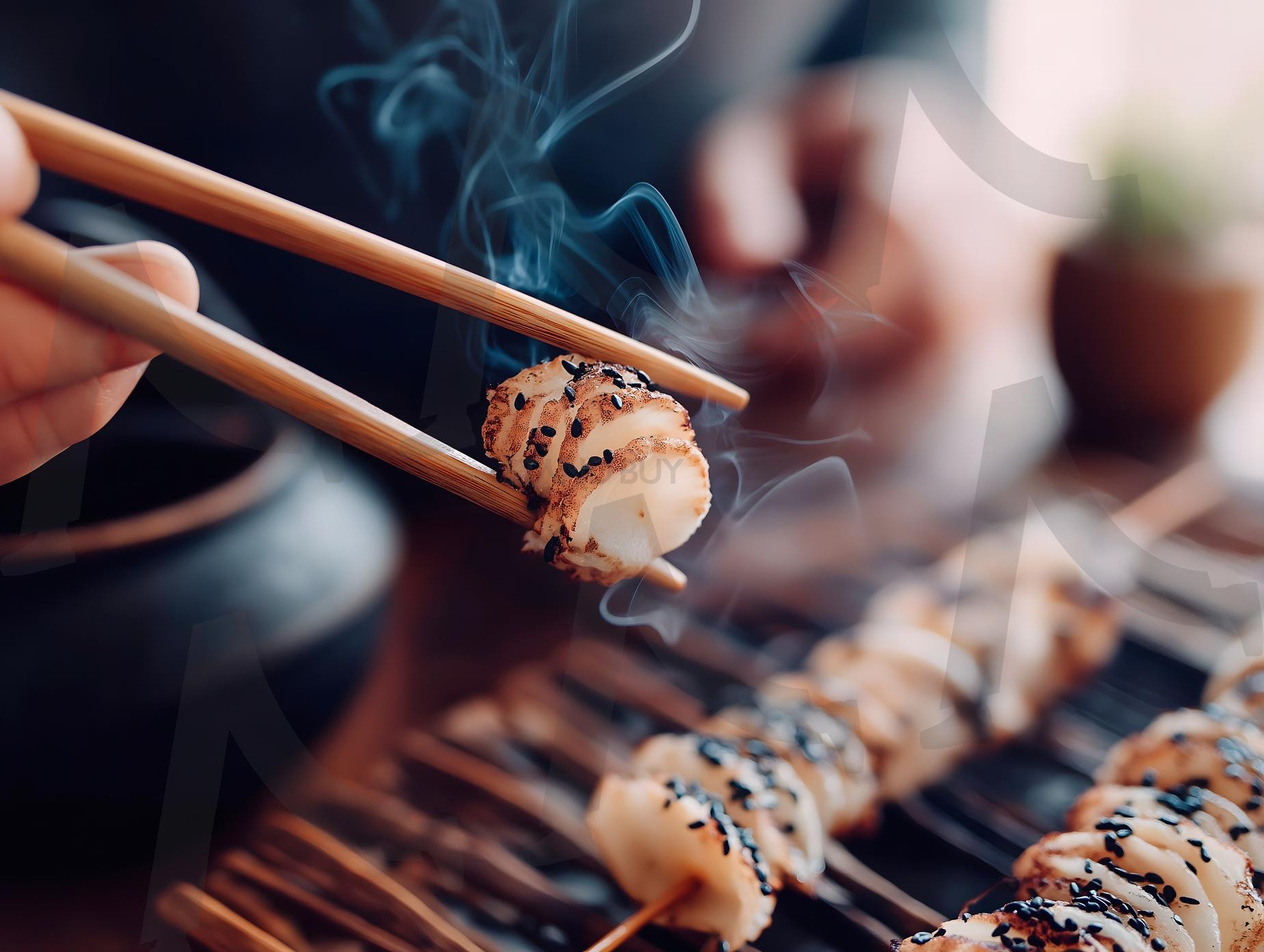 젓가락으로 구운 오징어를 집은 | 오징어, 해산물, 젓가락, 음식, 식사, 꼬치, 구이, 손, 술 안주, 요리, ai | 스탠바이 STANDBUY 디지털 콘텐츠