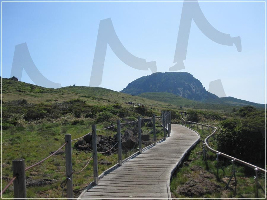 “한라산 초여름 풍경 – 2012년 6월 푸른 윗세오름과 방아오름” | 한라산, 윗세오름, 방아오름, 제주여행, 제주도, 여름산행, 영실코스 | 스탠바이 STANDBUY 디지털 콘텐츠