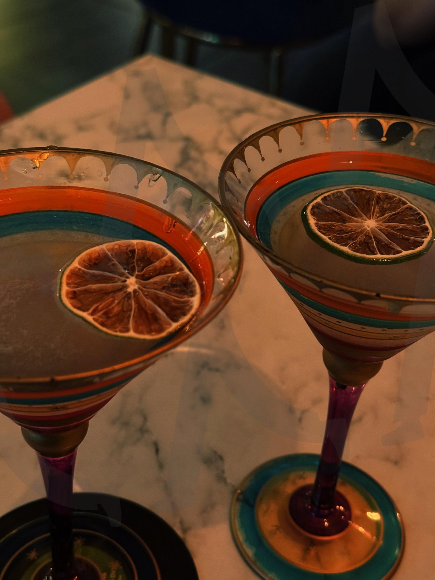 칵테일 | 칵테일, 감성, 분위기, 레몬, 데이트 | 스탠바이 STANDBUY 디지털 콘텐츠